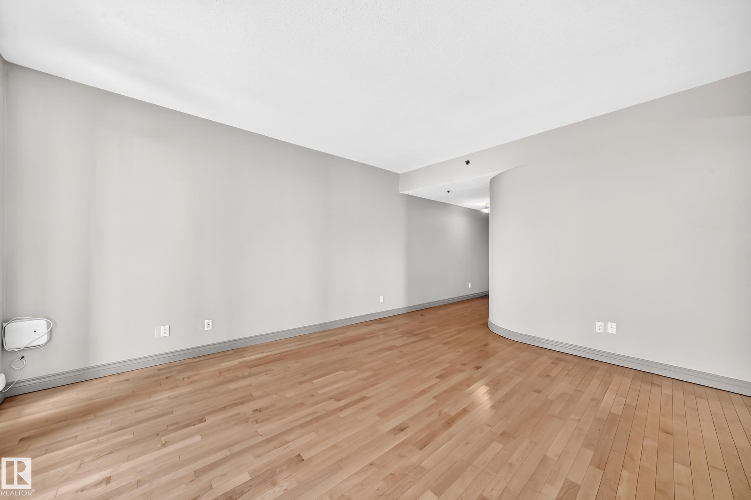 #606 8728 Gateway Bv Nw, Edmonton, AB