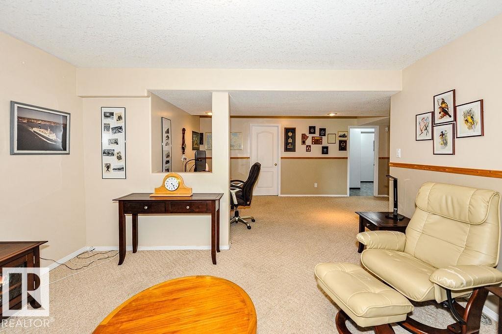 4720 51 Street, Camrose, AB - Indoor
