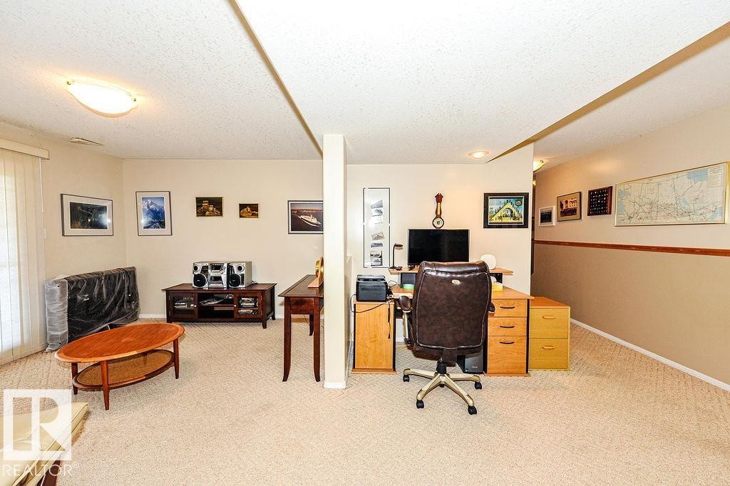 4720 51 Street, Camrose, AB - Indoor Photo Showing Office
