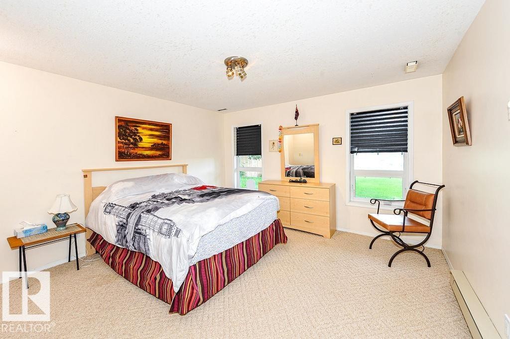 4720 51 Street, Camrose, AB - Indoor Photo Showing Bedroom