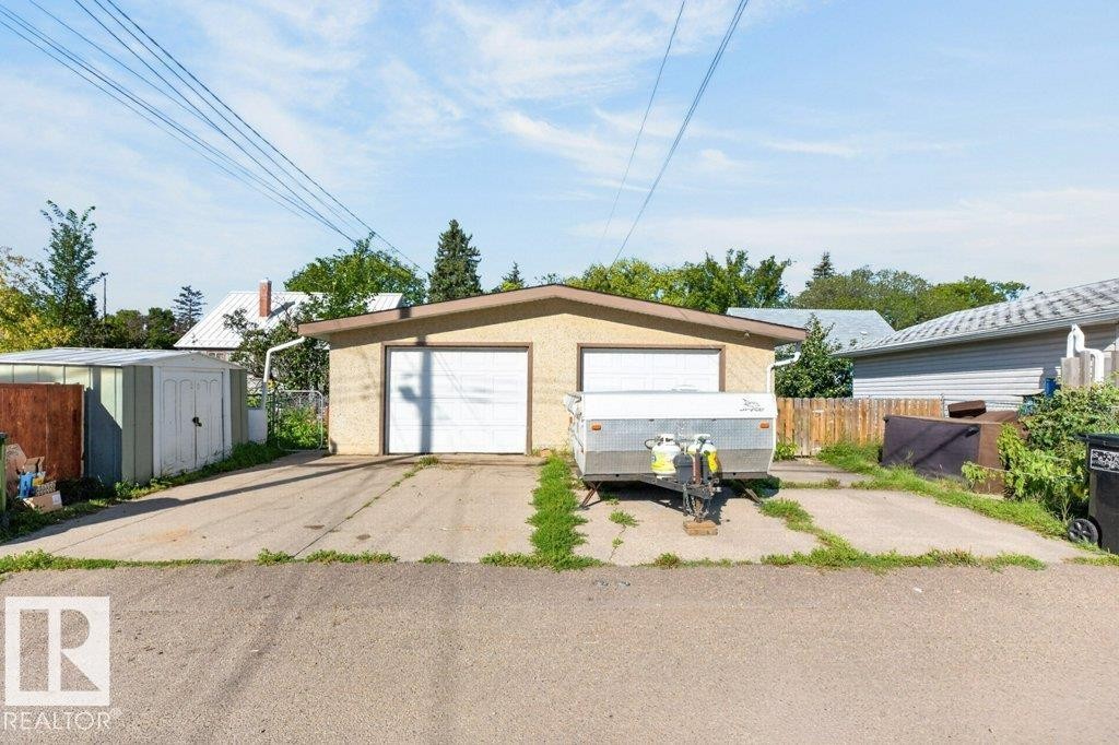 12007 104 Street Nw, Edmonton, AB