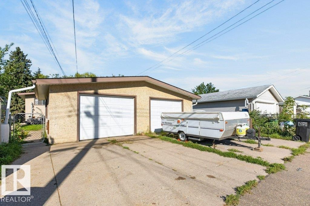 12007 104 Street Nw, Edmonton, AB