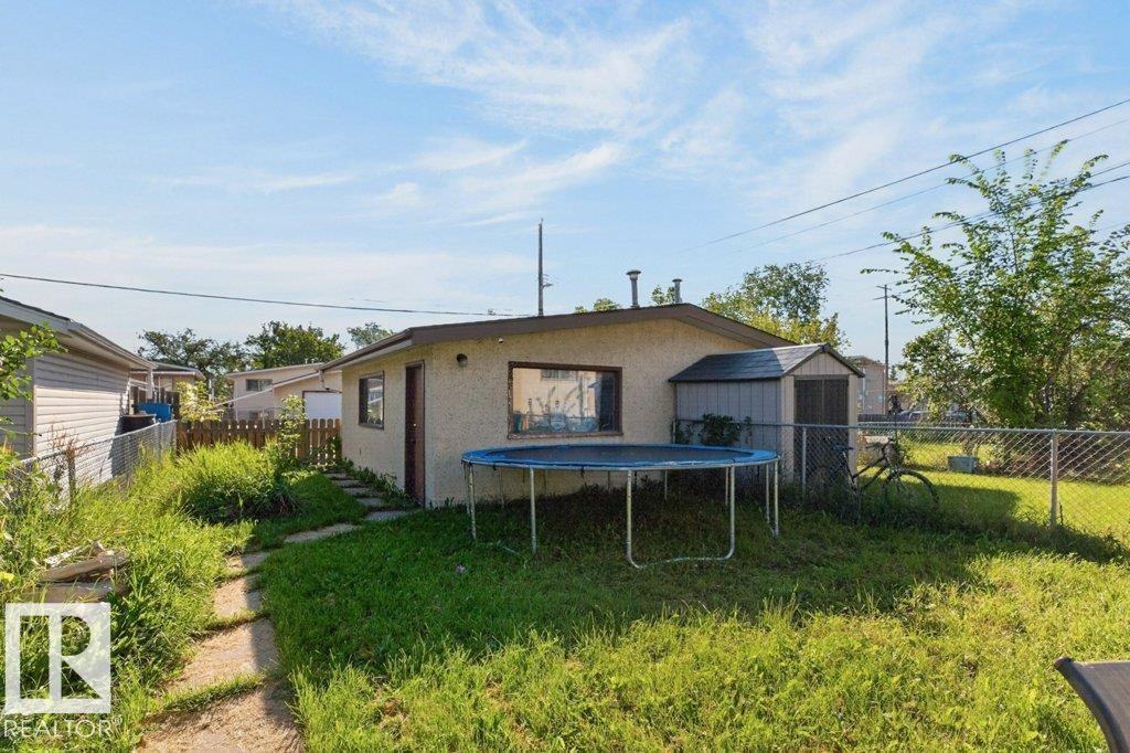 12007 104 Street Nw, Edmonton, AB