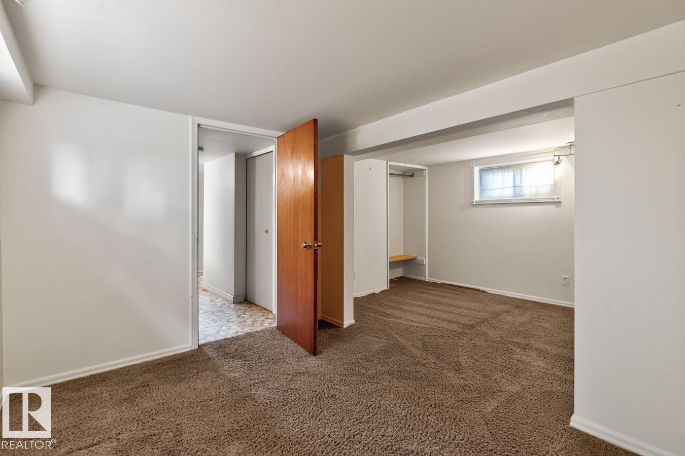 8730 84 Avenue Nw, Edmonton, AB