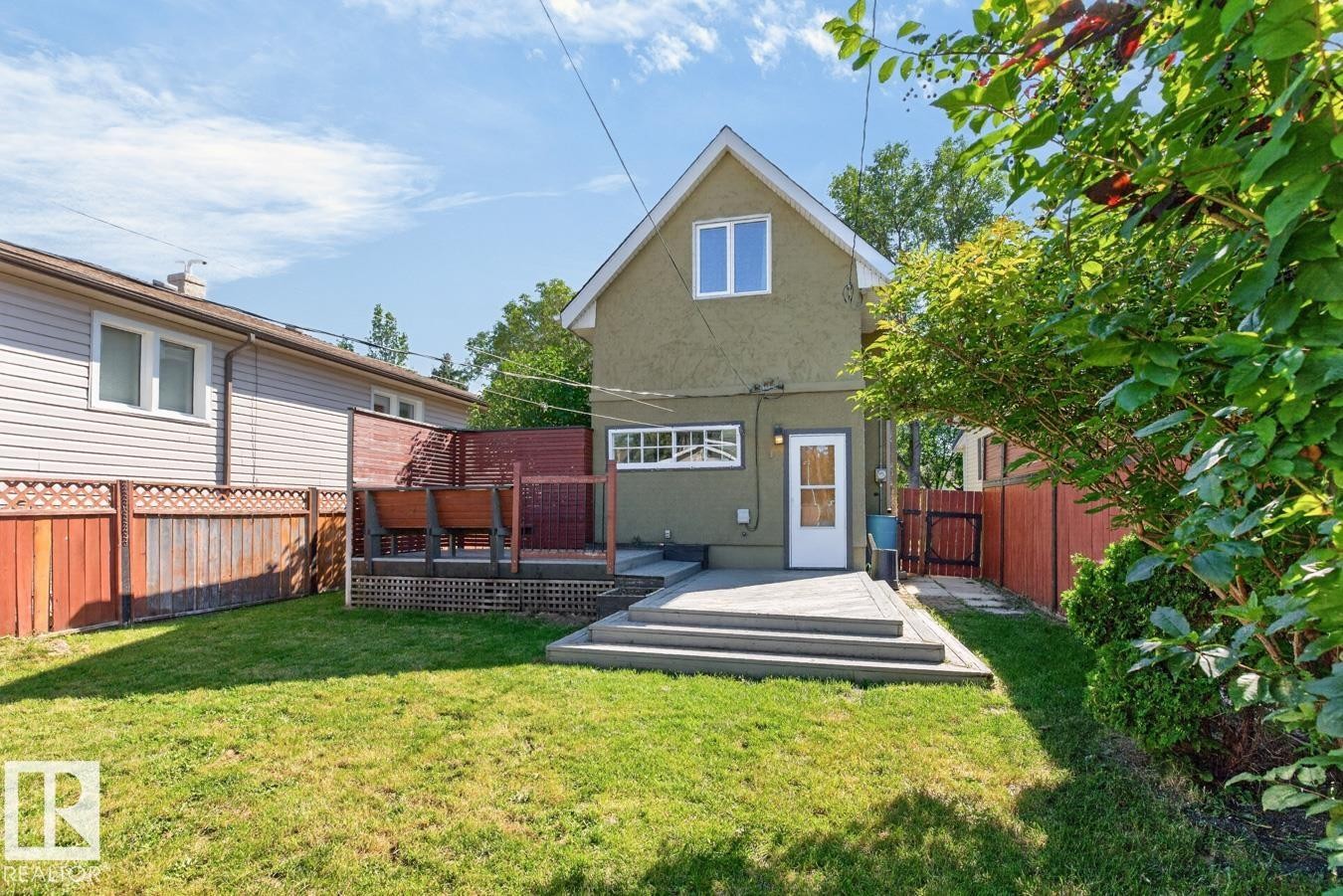 8730 84 Avenue Nw, Edmonton, AB