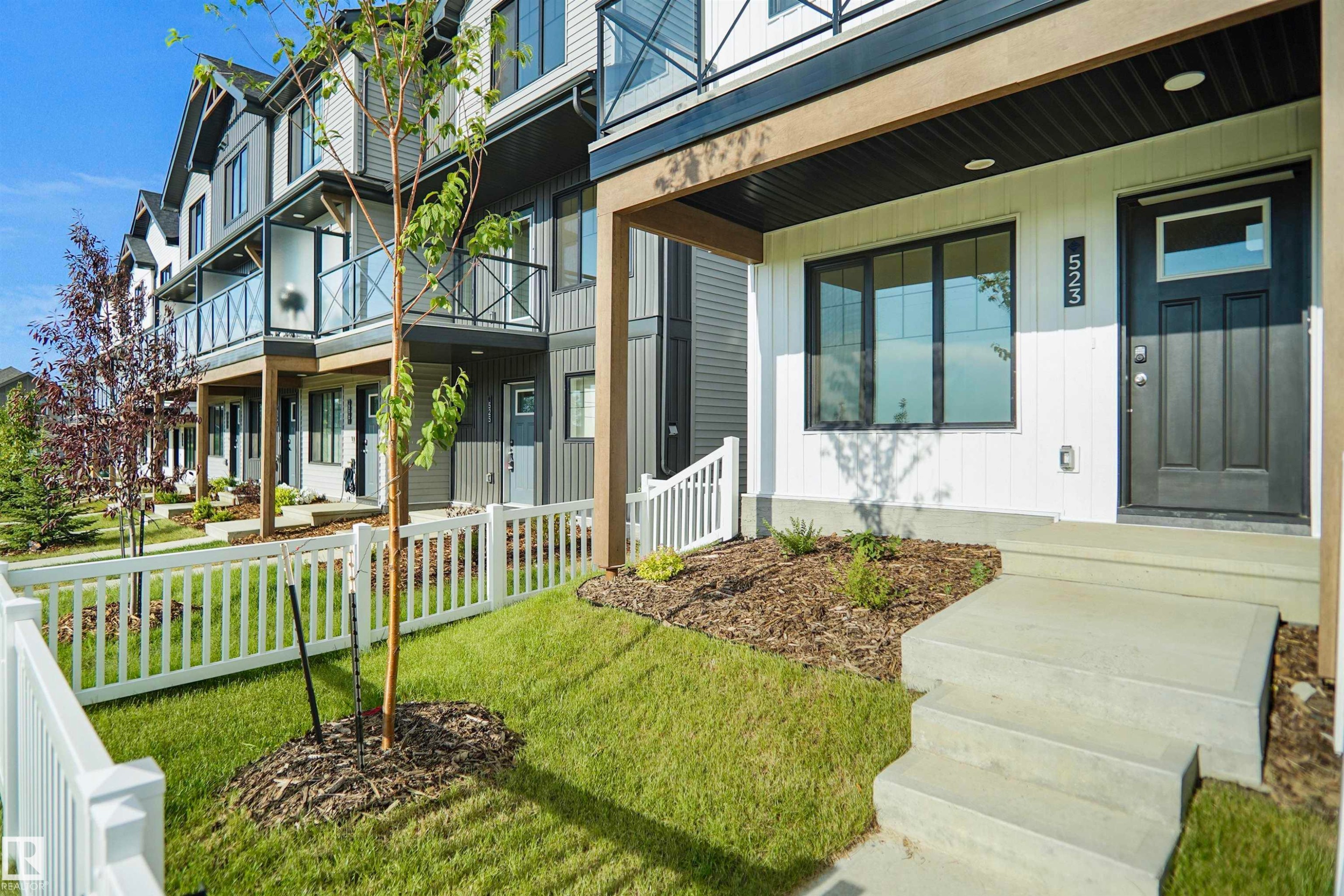 523 Aster Drive Nw, Edmonton, AB