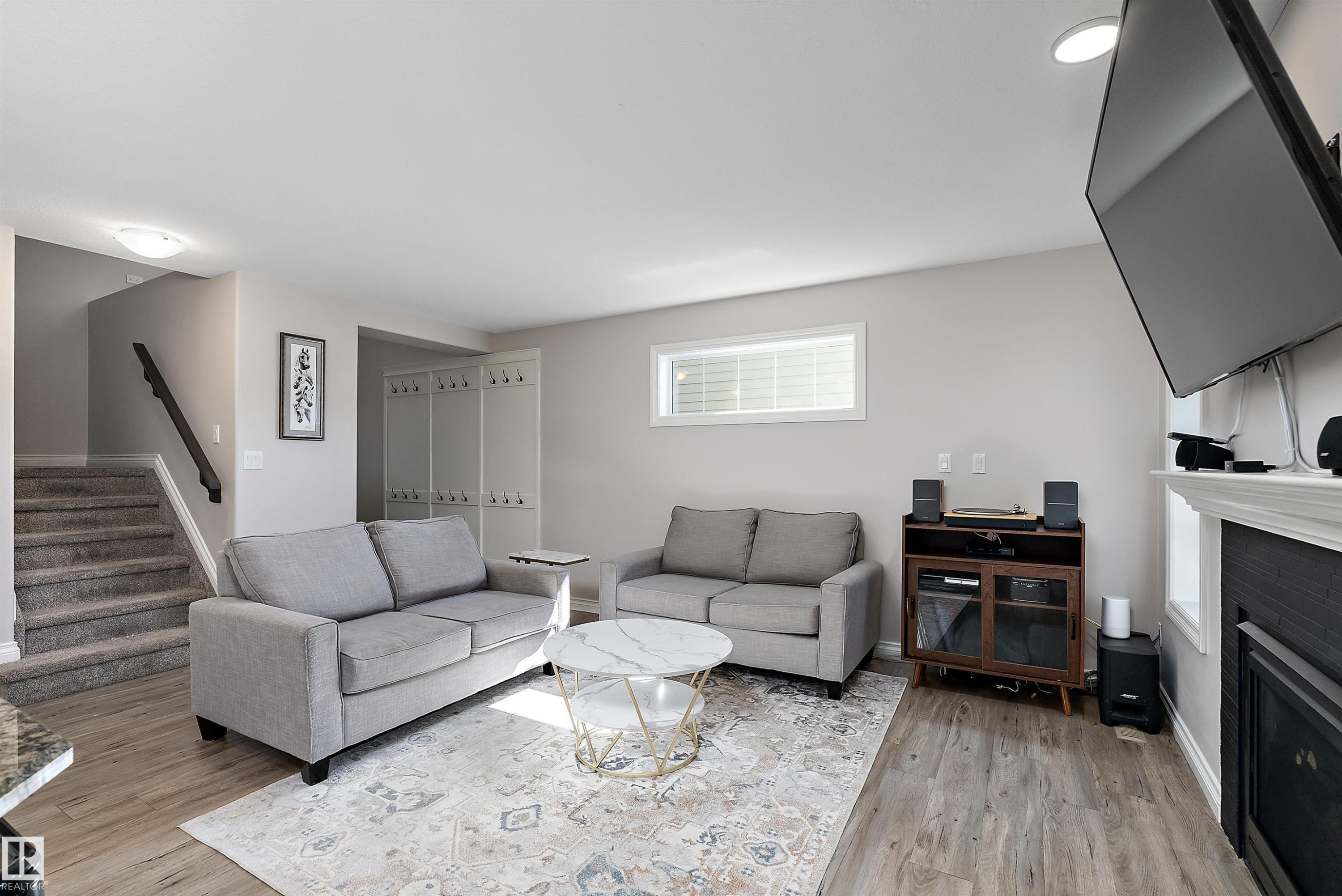 3893 Gallinger Loop Nw, Edmonton, AB