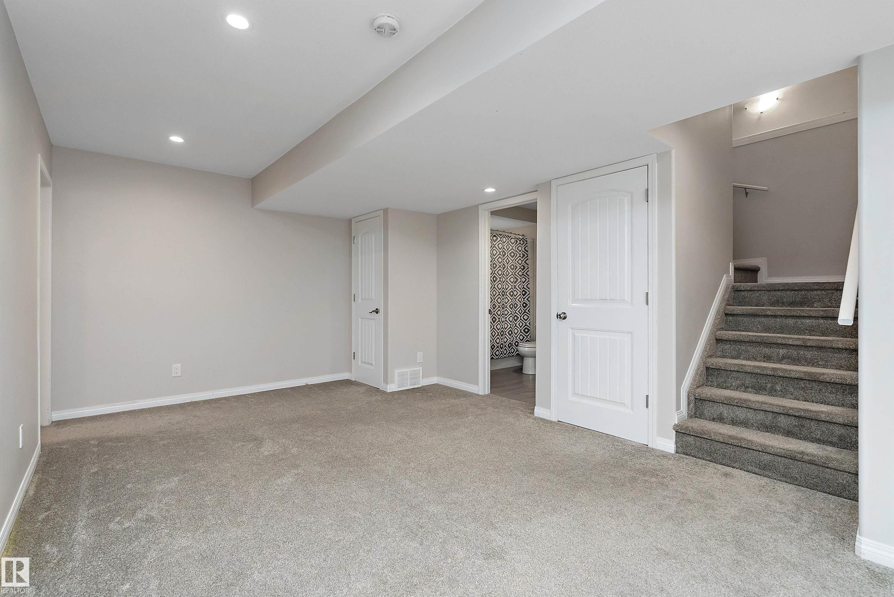 3893 Gallinger Loop Nw, Edmonton, AB