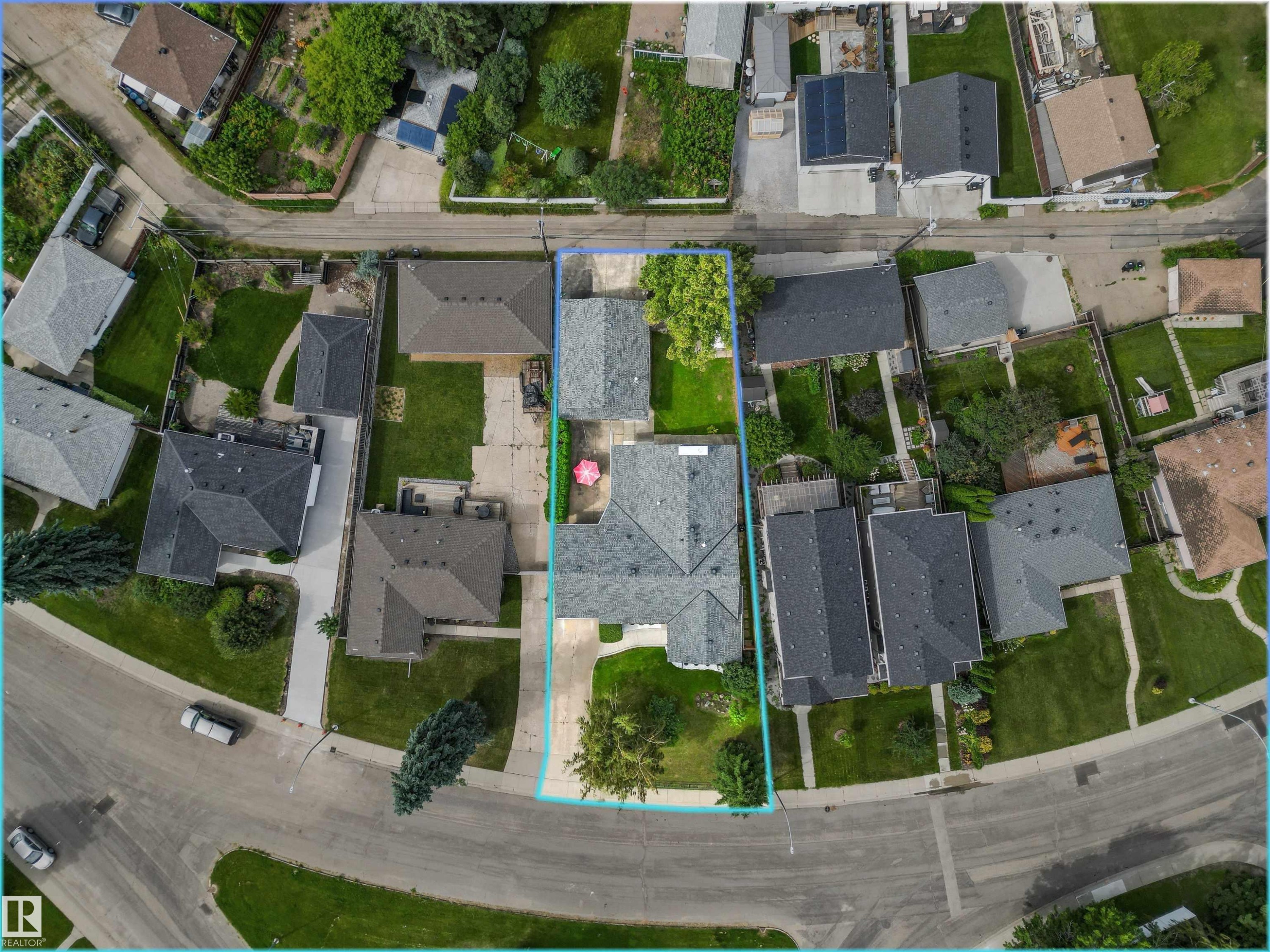 4704 106A Avenue Nw, Edmonton, AB