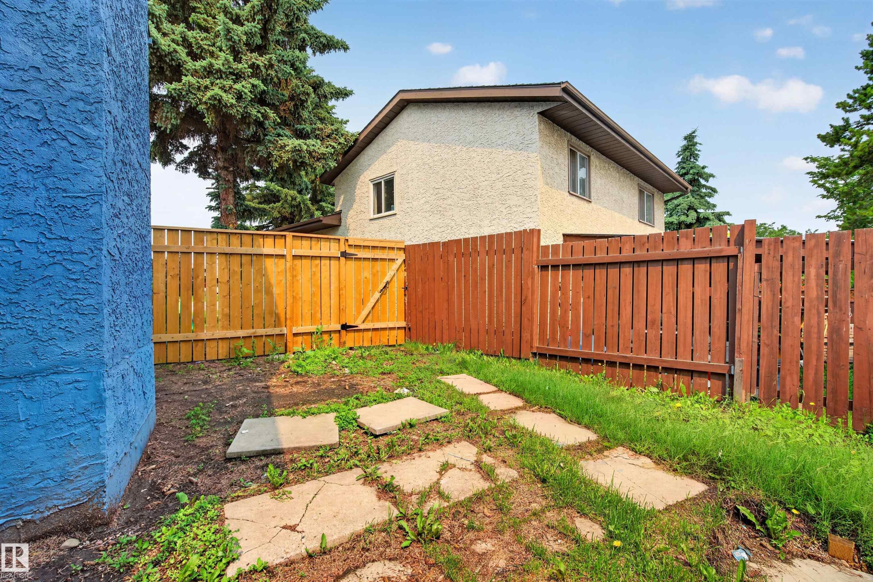 27 Kiniski Crescent Nw, Edmonton, AB