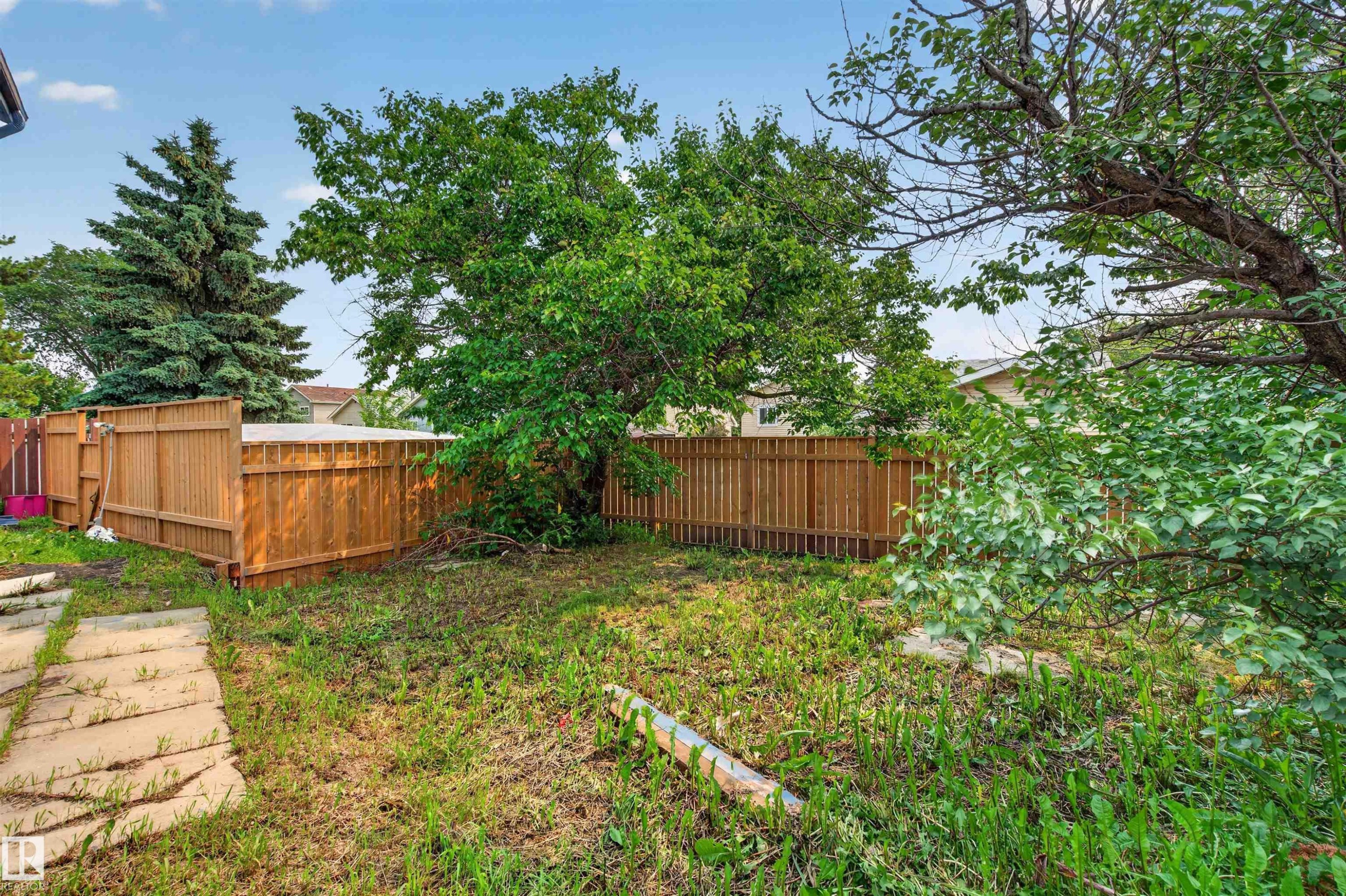 27 Kiniski Crescent Nw, Edmonton, AB