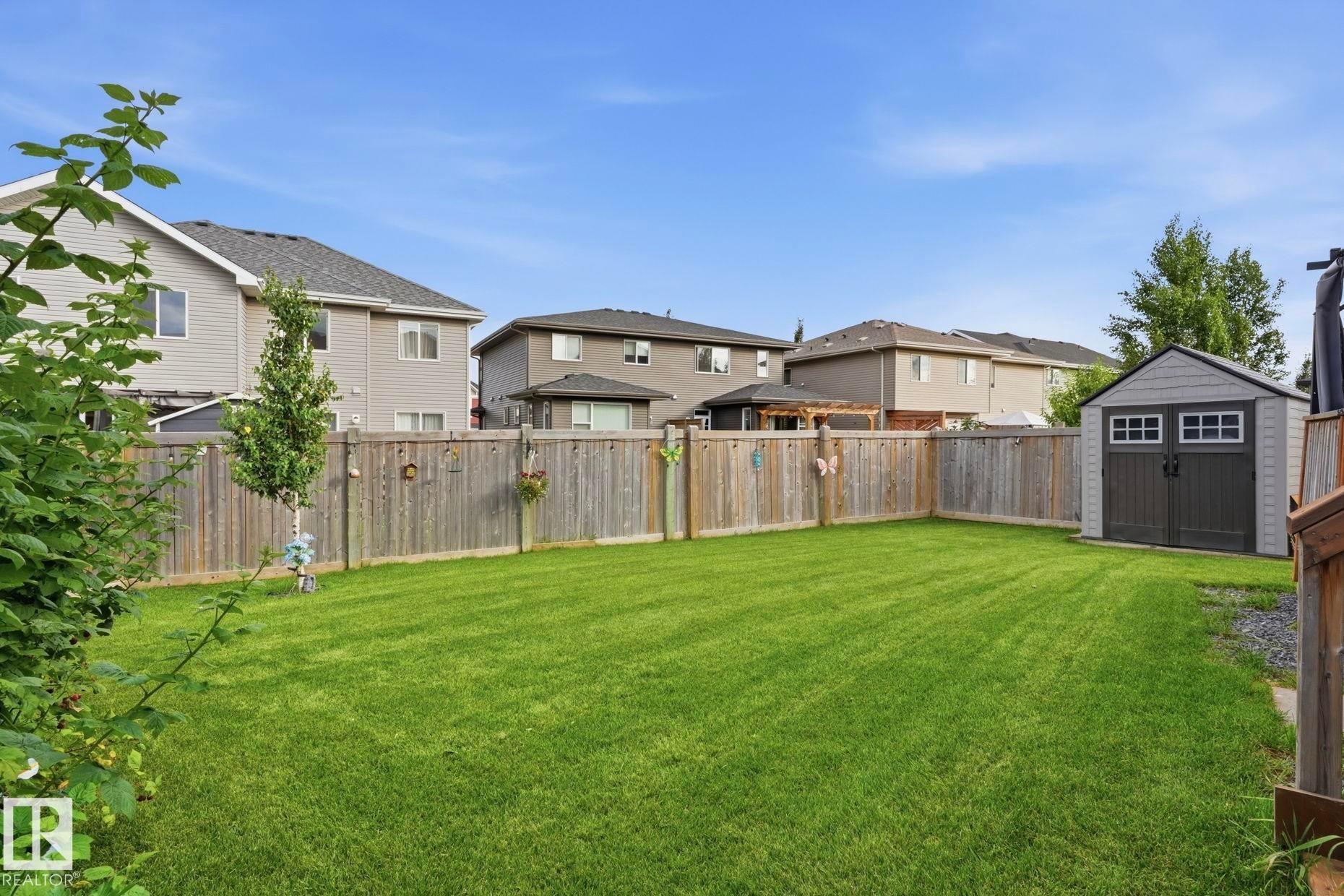 12825 207 Street Nw, Edmonton, AB