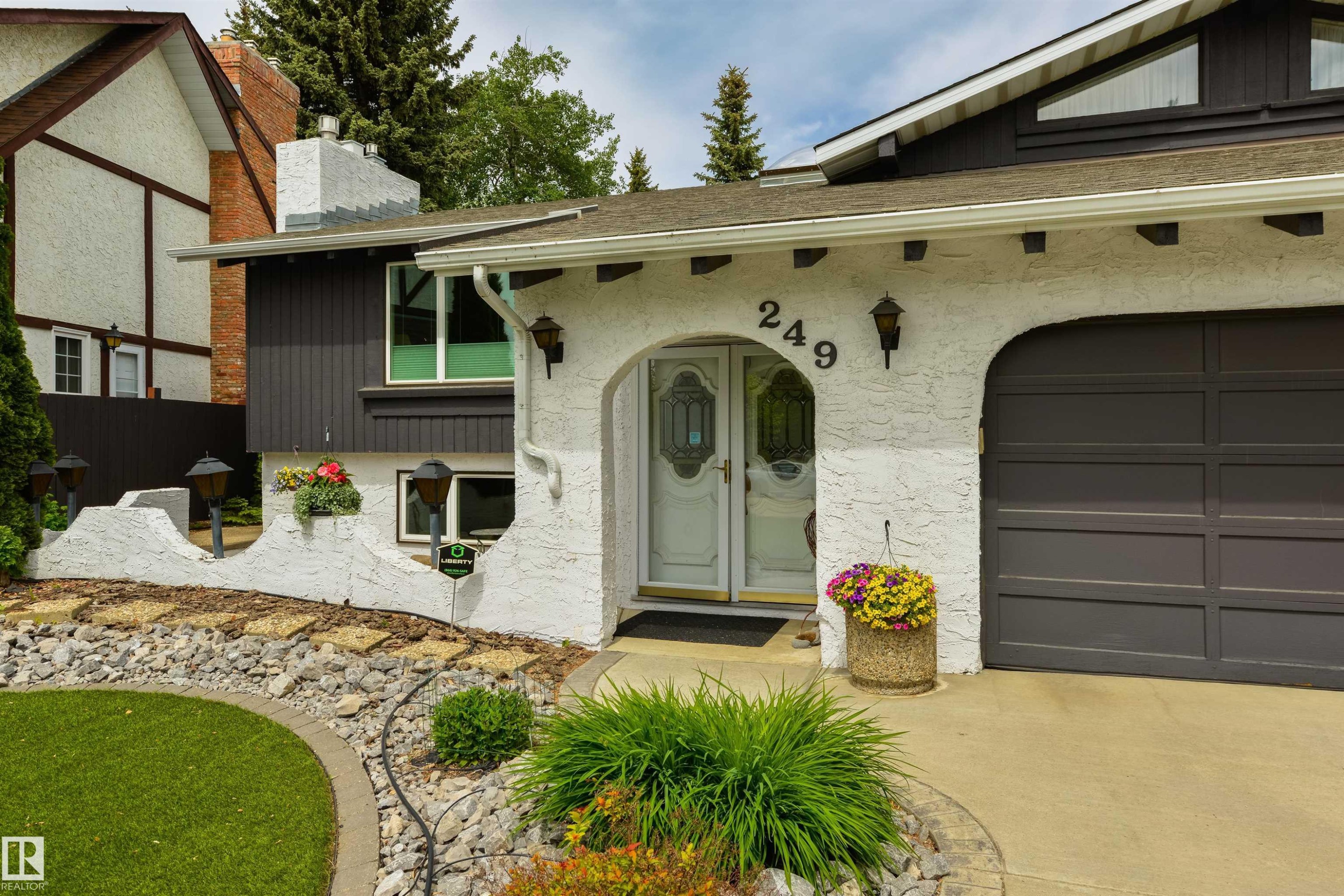 249 Wolf Willow Crescent Nw, Edmonton, AB