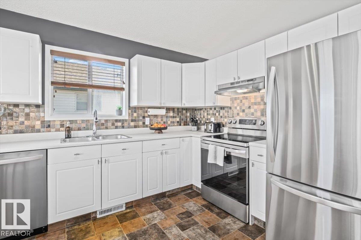 4004 53, Beaumont, AB