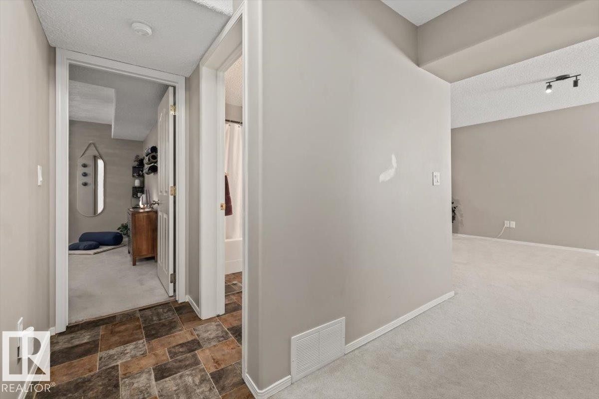 4004 53, Beaumont, AB