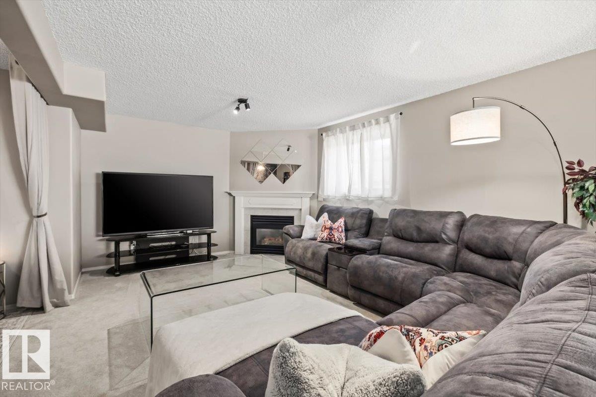 4004 53, Beaumont, AB