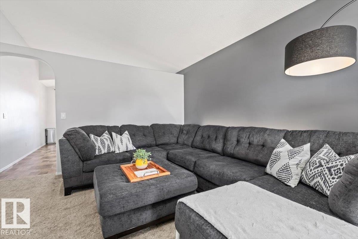 4004 53, Beaumont, AB