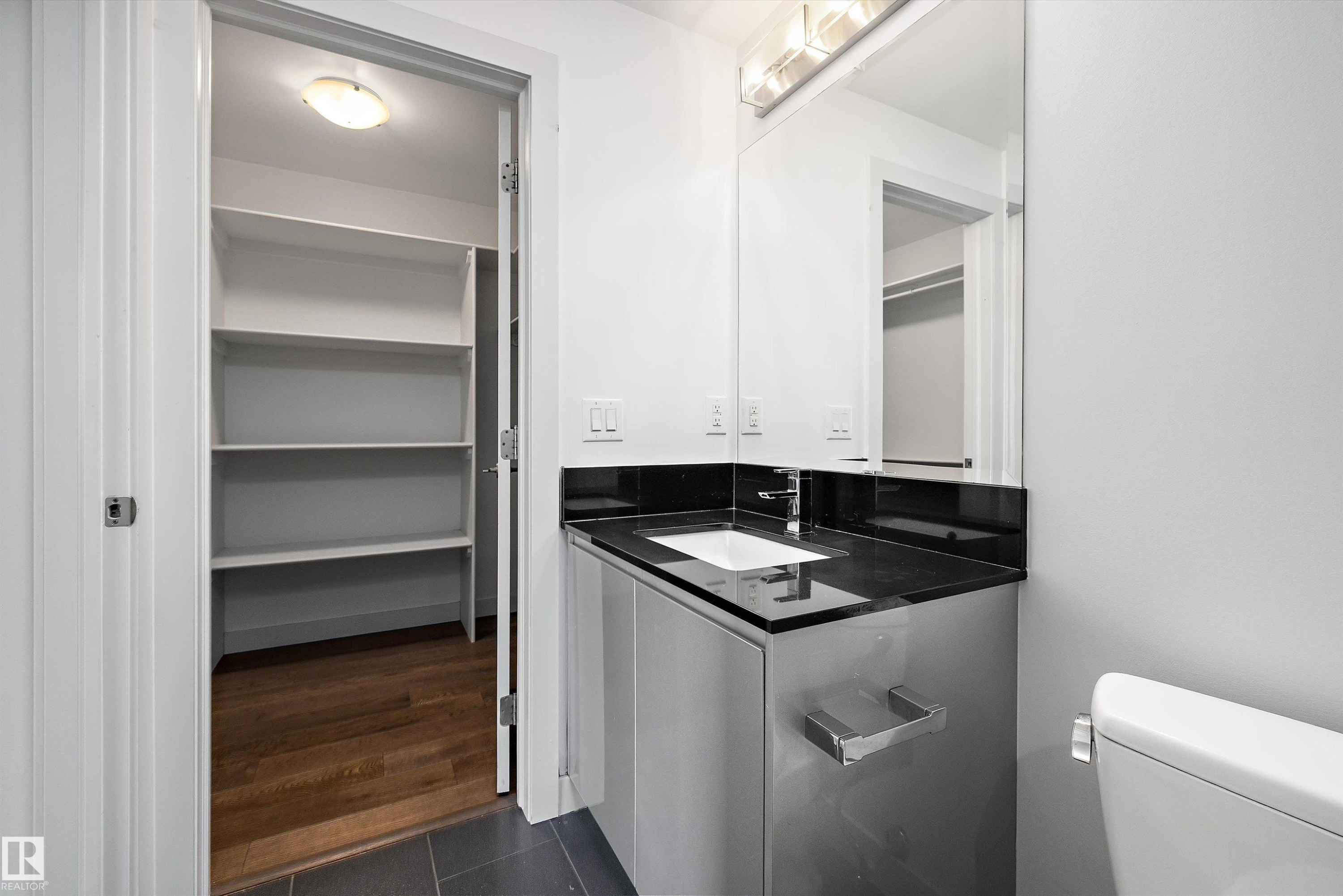 #1704 10388 105 St Nw, Edmonton, AB