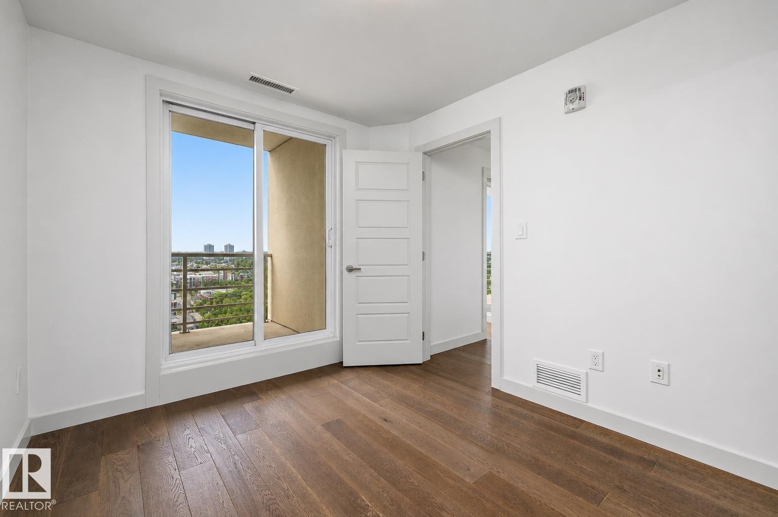 #1704 10388 105 St Nw, Edmonton, AB