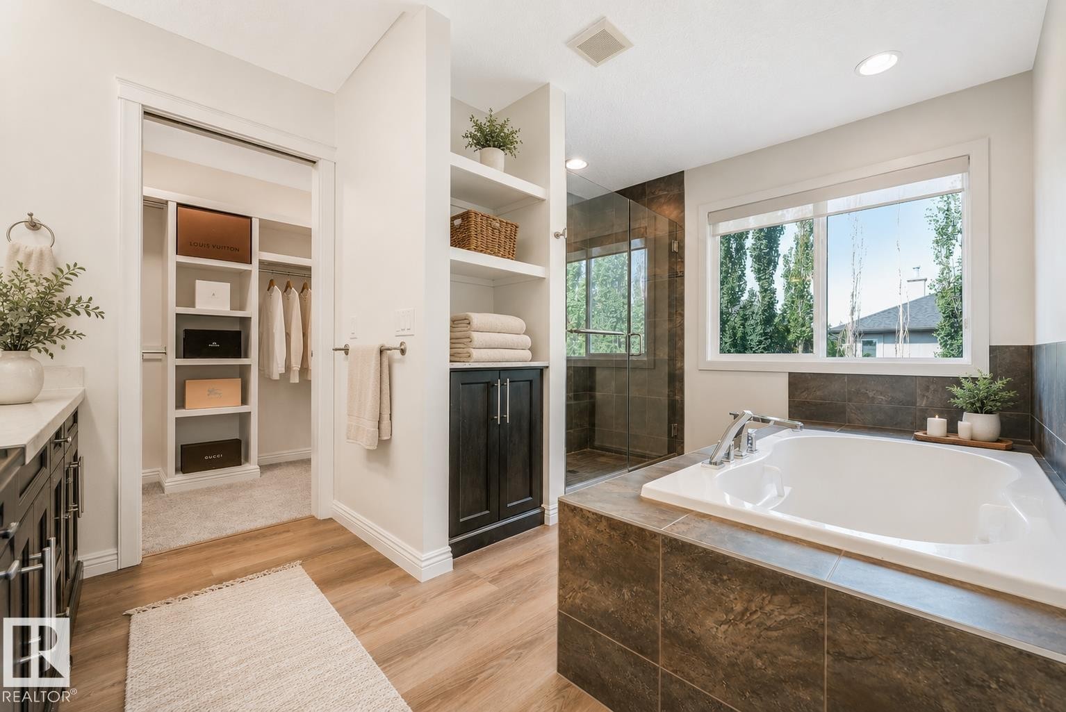 Virtually Staged - 2288 Warry Loop Sw, Edmonton, AB