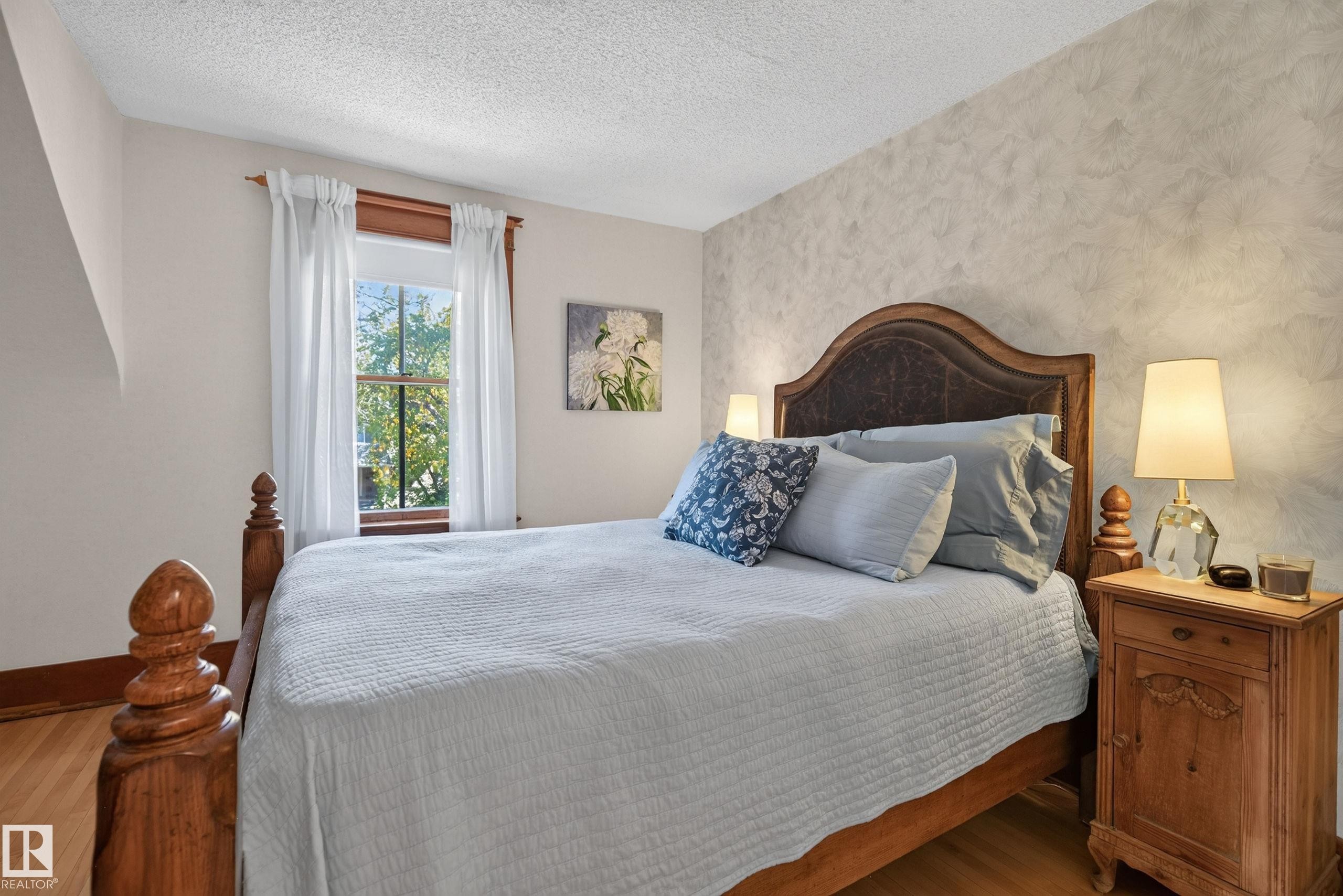 10834 125 Street Nw, Edmonton, AB