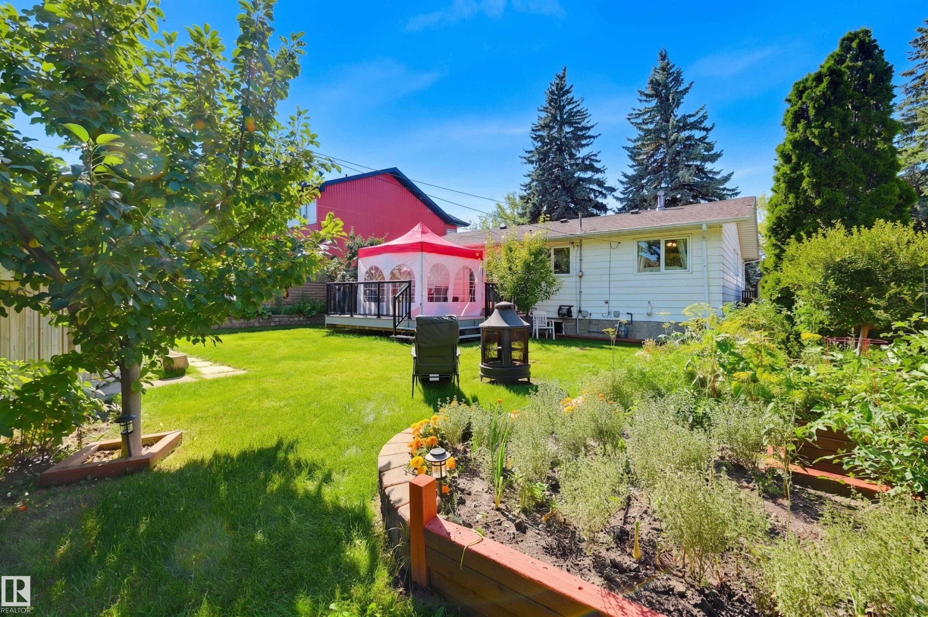 8819 142 Street Nw, Edmonton, AB