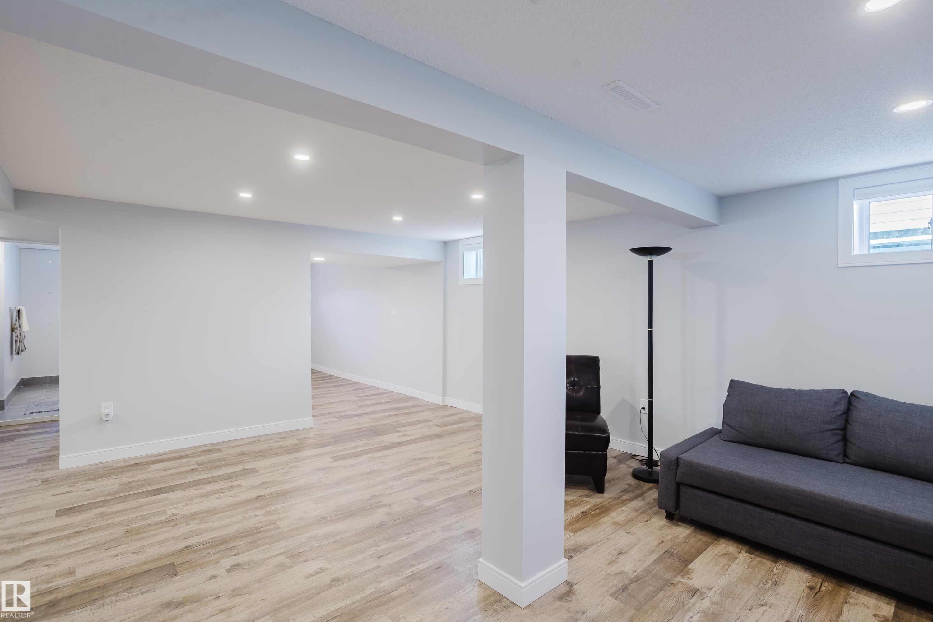 9330 162 Street Nw, Edmonton, AB