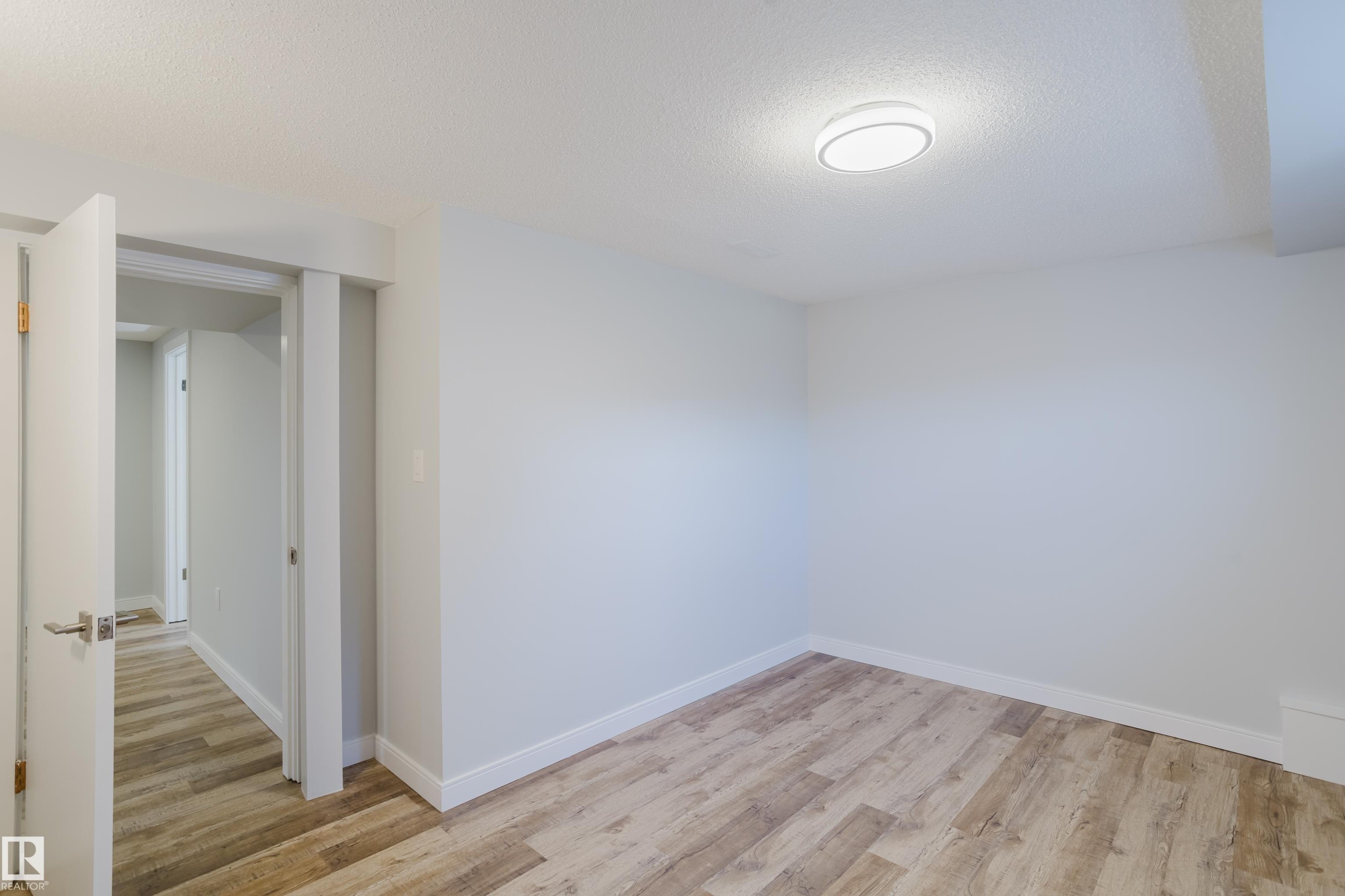 9330 162 Street Nw, Edmonton, AB