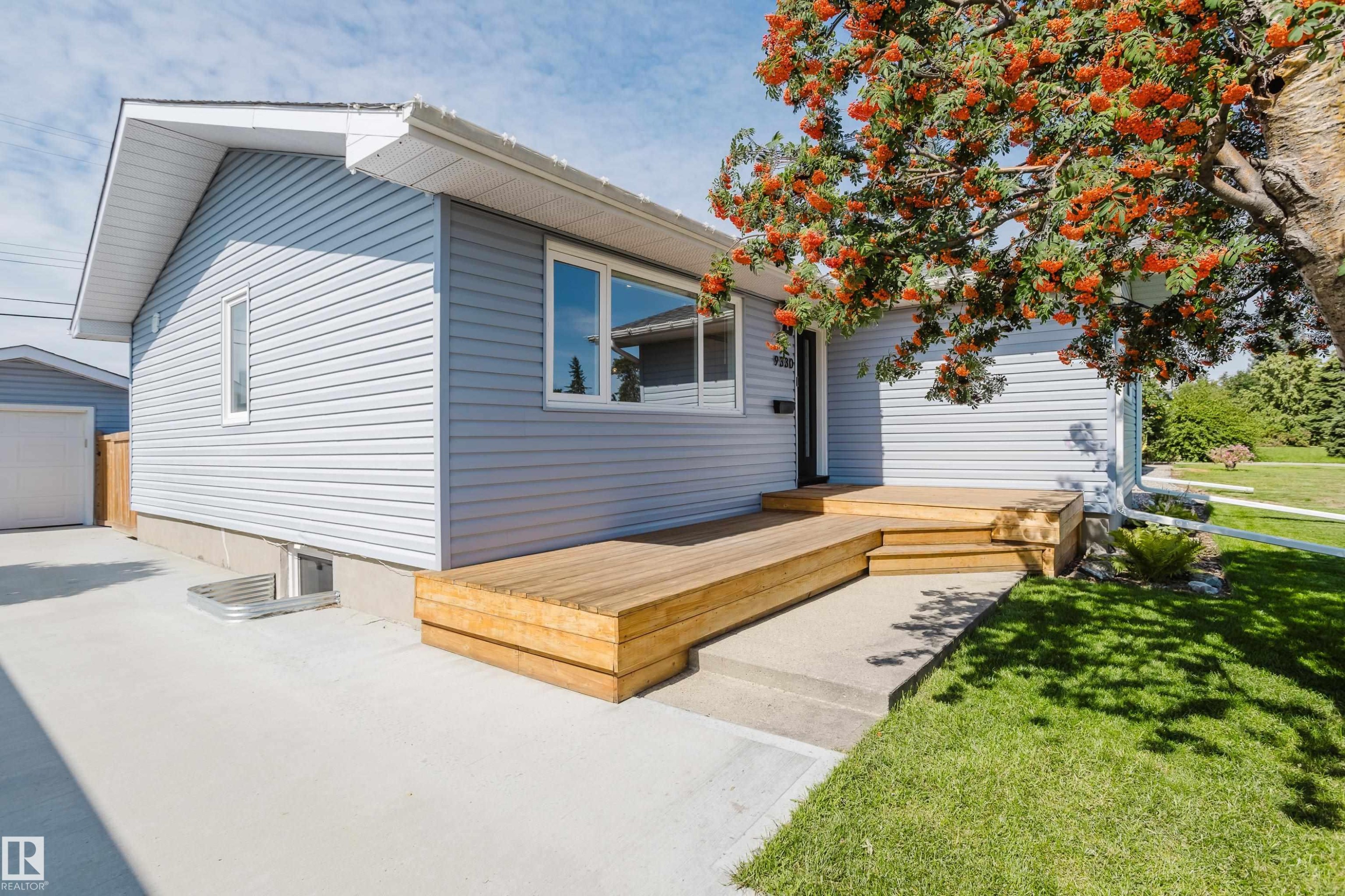9330 162 Street Nw, Edmonton, AB