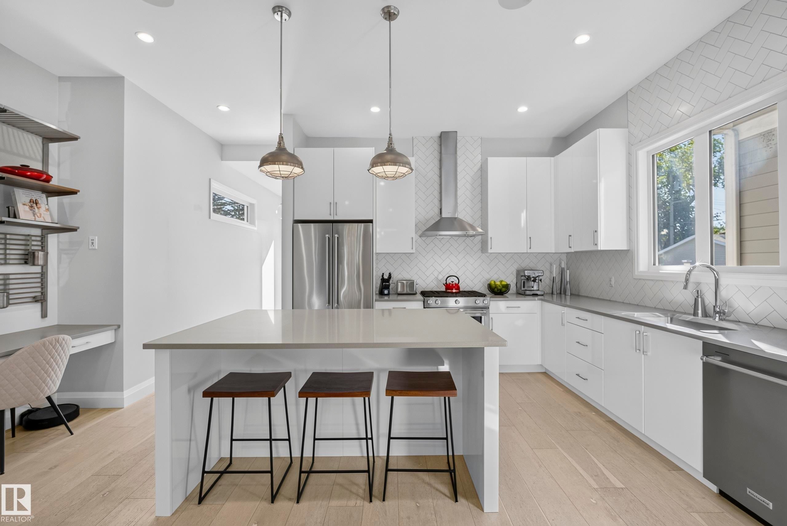 10937 130 Street Nw, Edmonton, AB