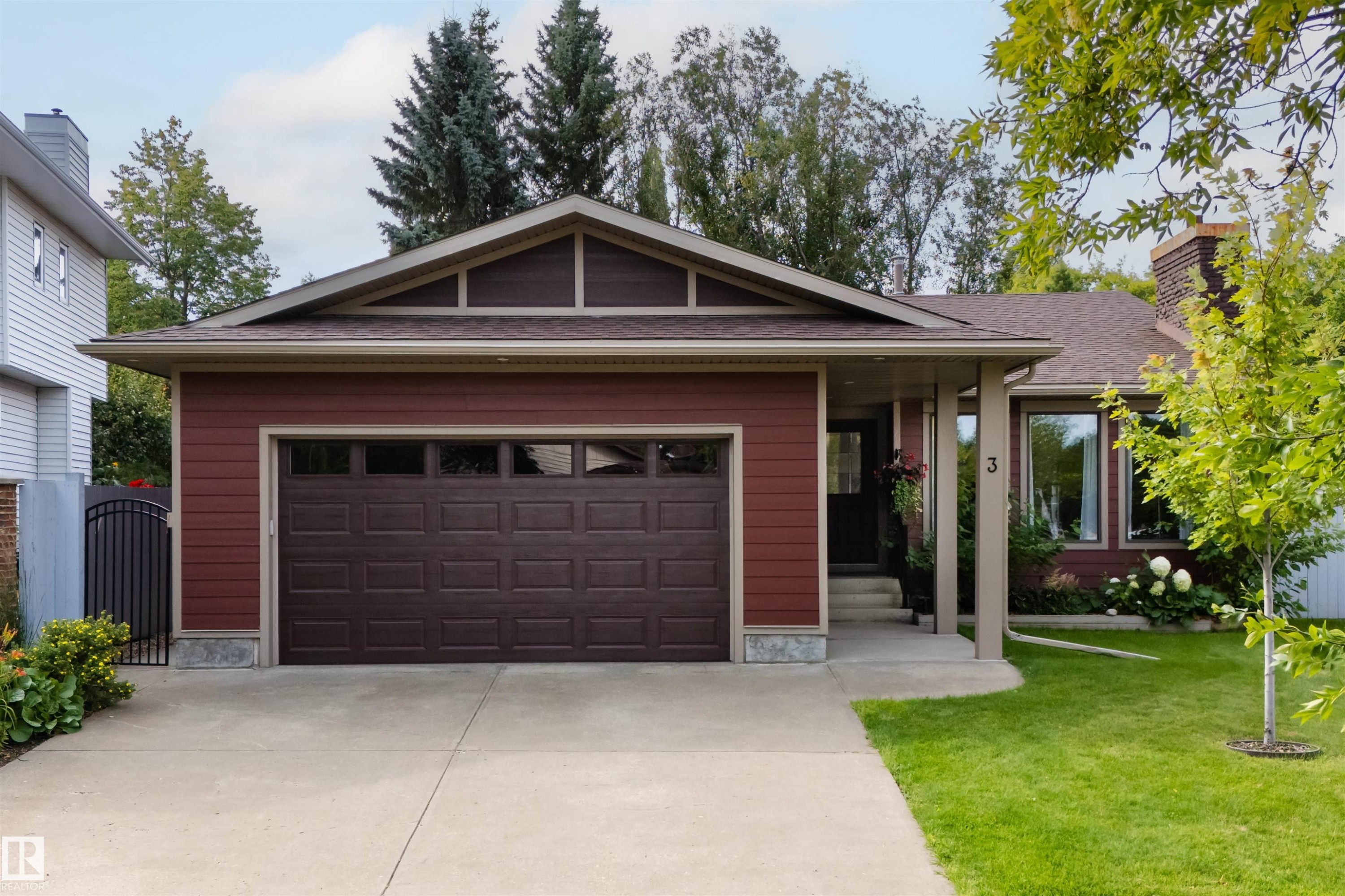 3 Hickory Crescent, Sherwood Park, AB