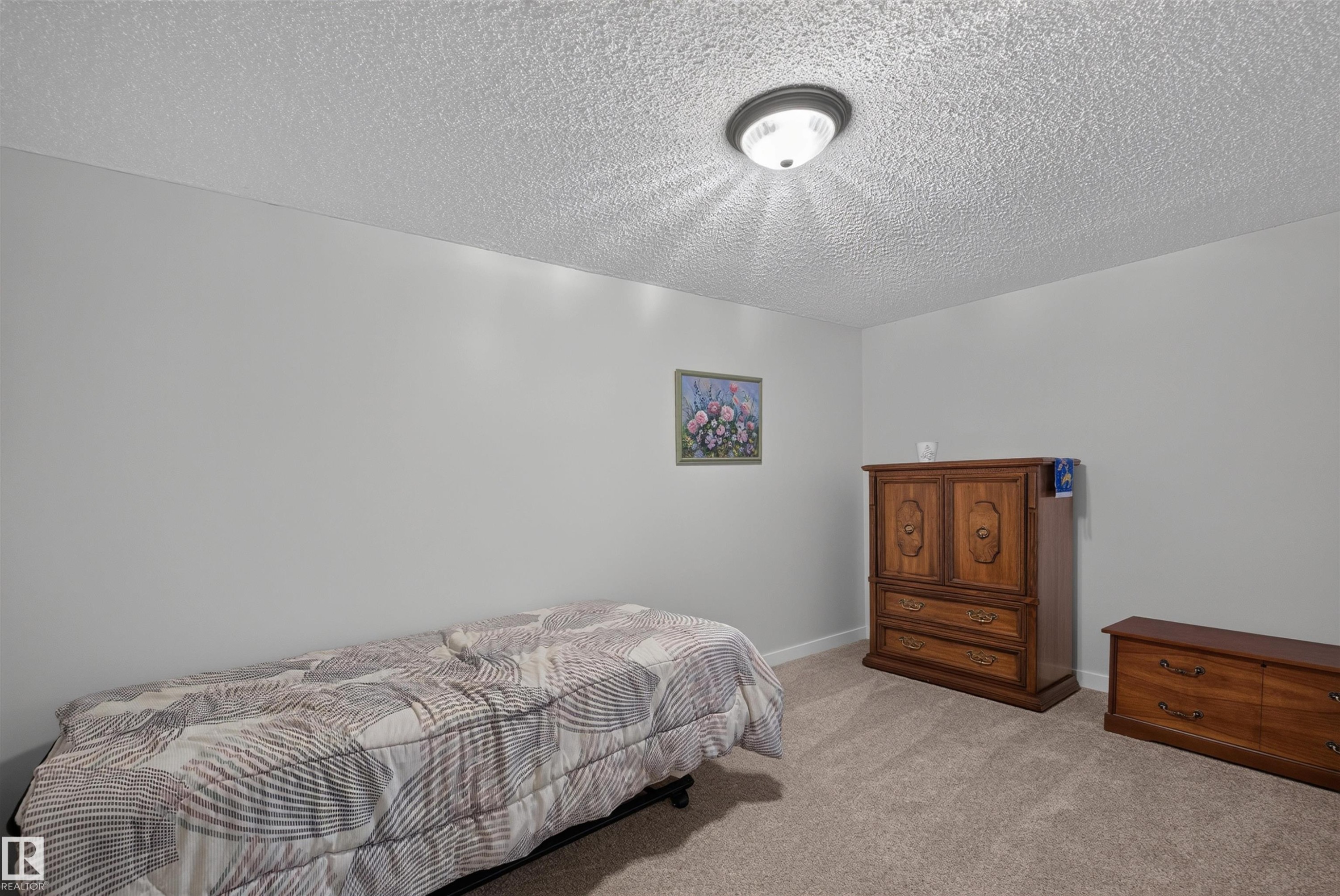 3 Hickory Crescent, Sherwood Park, AB