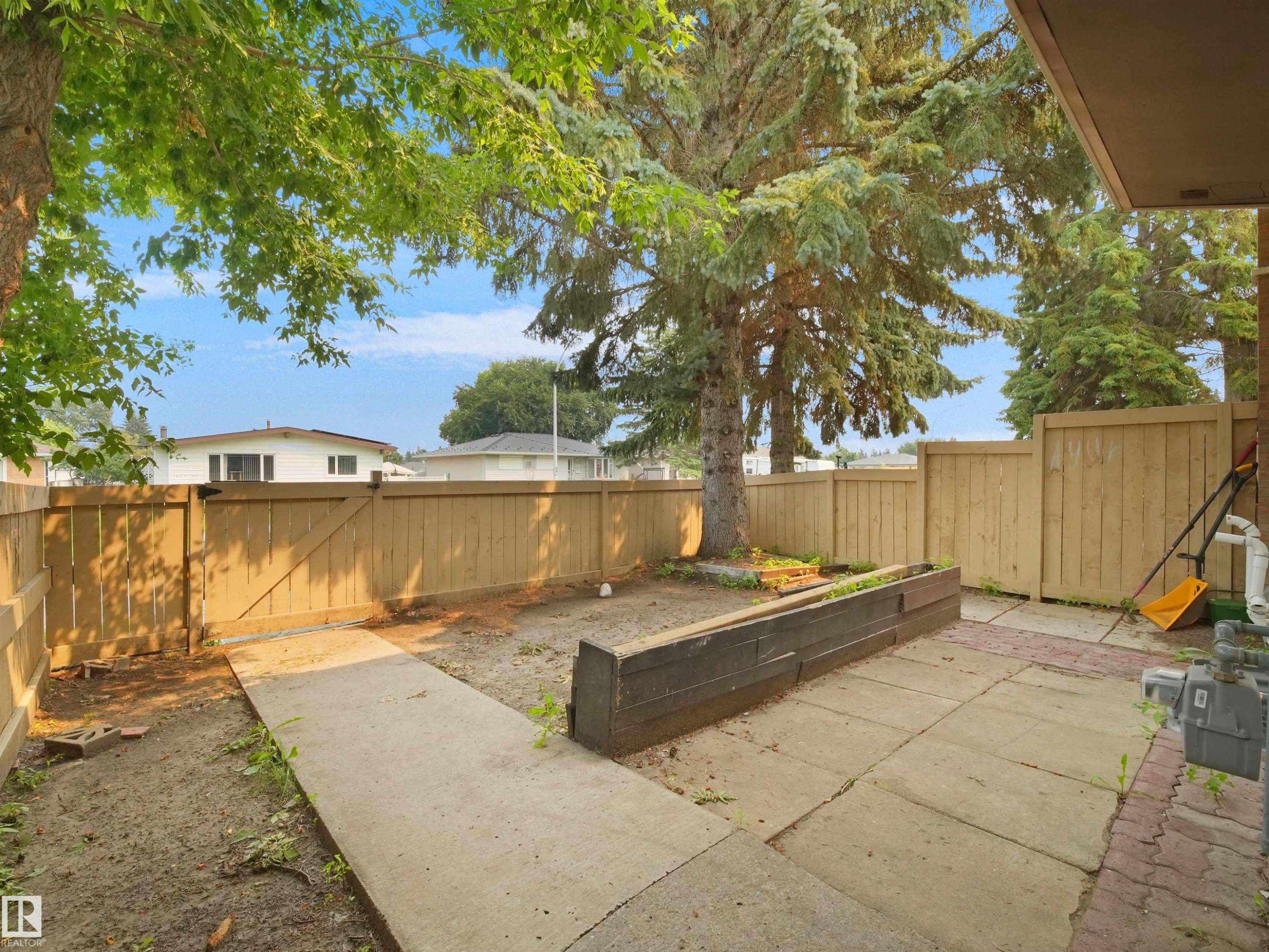 #6 14220 80 St Nw, Edmonton, AB