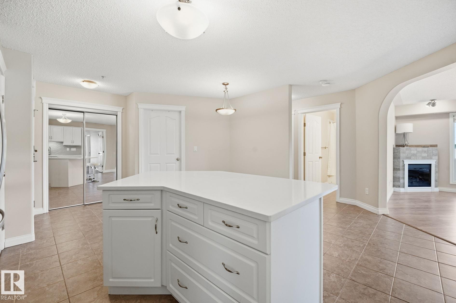 #227 7801 Golf Course Rd, Stony Plain, AB
