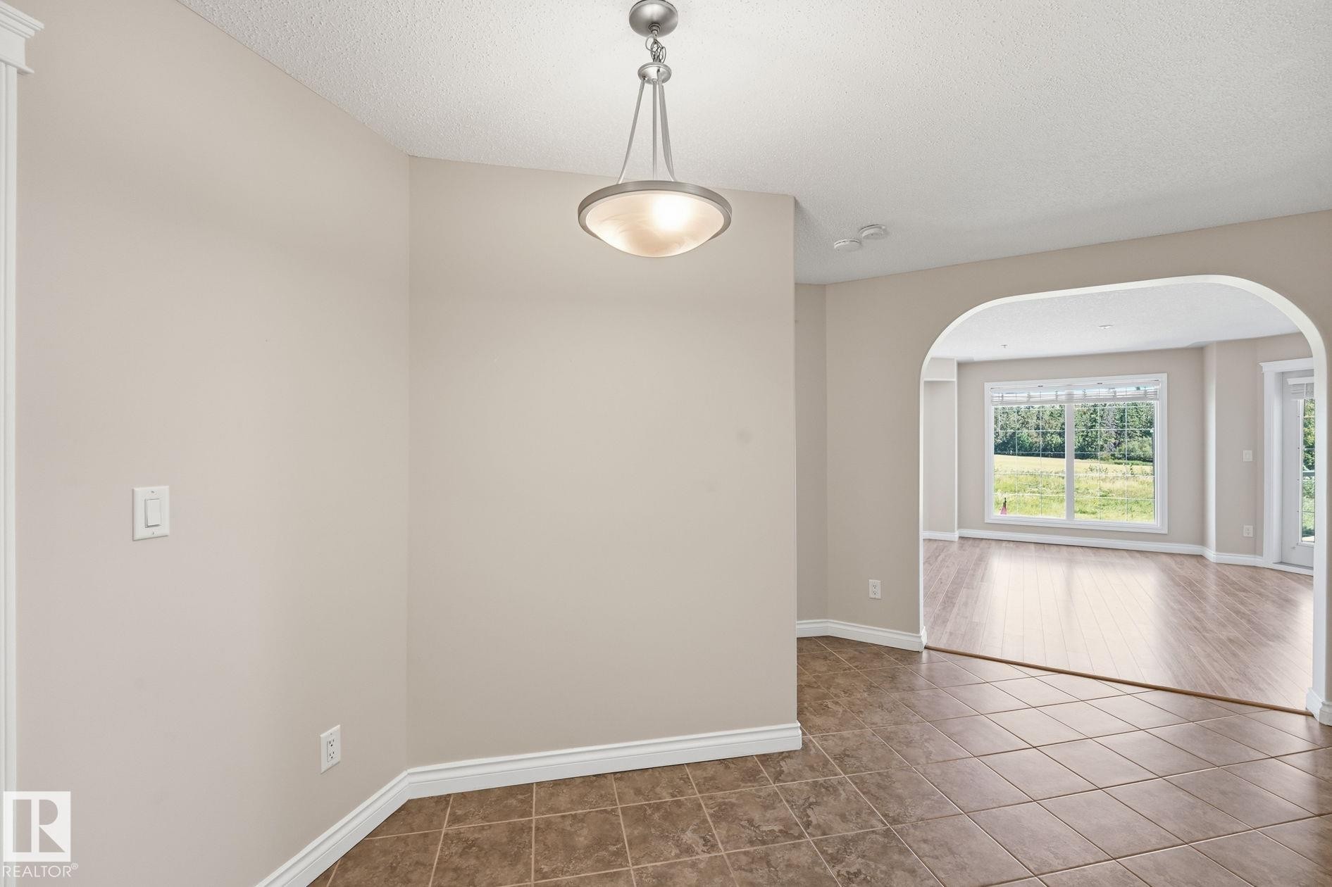 #227 7801 Golf Course Rd, Stony Plain, AB