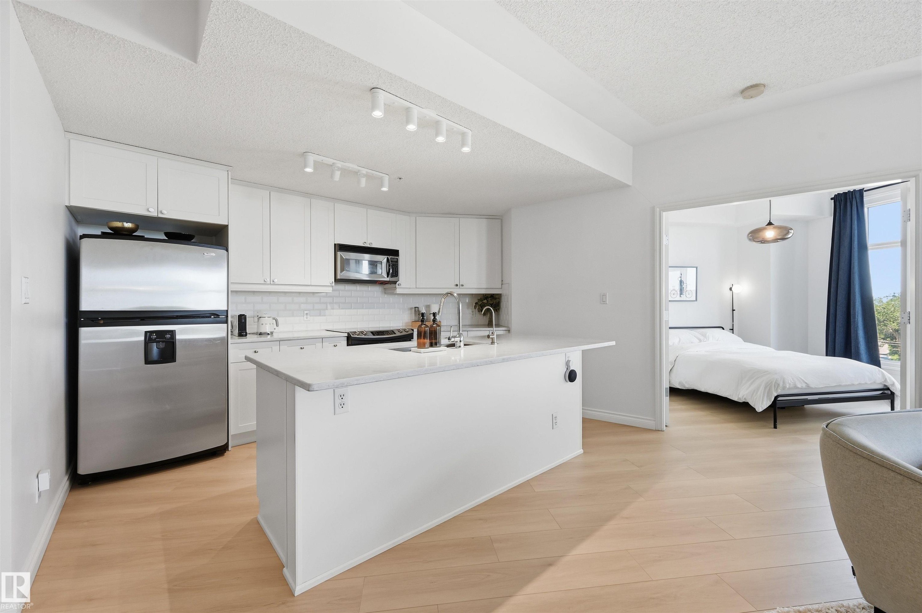 #503 9020 Jasper Av Nw, Edmonton, AB