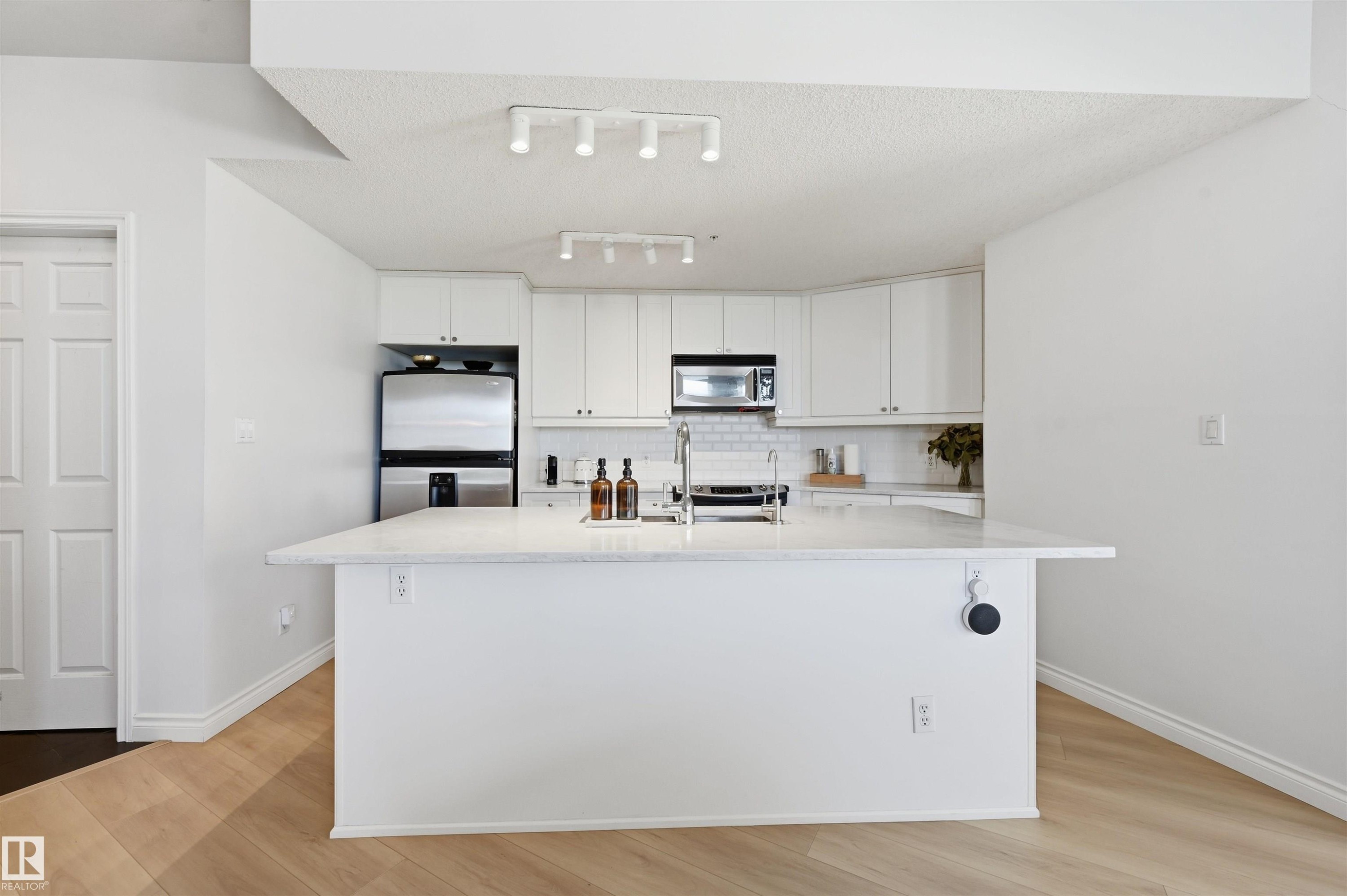 #503 9020 Jasper Av Nw, Edmonton, AB