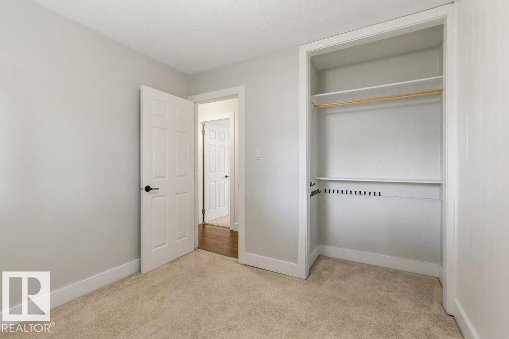 21 Flint Crescent, St. Albert, AB