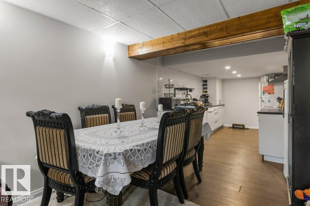21 Flint Crescent, St. Albert, AB
