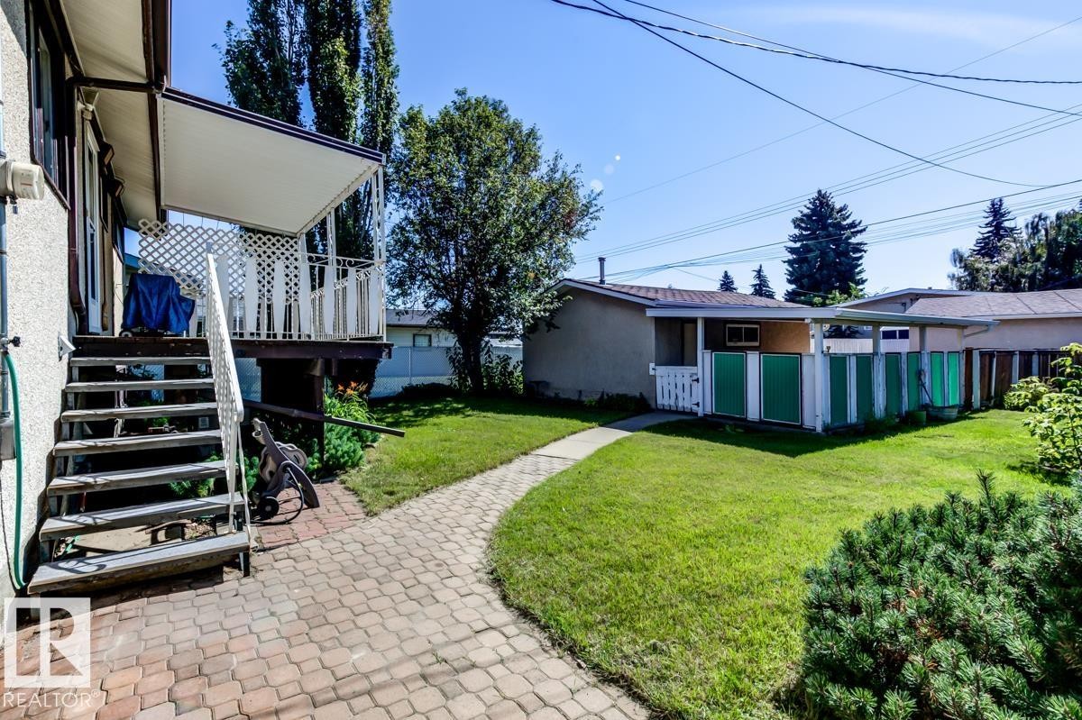 5811 92 Avenue Nw, Edmonton, AB