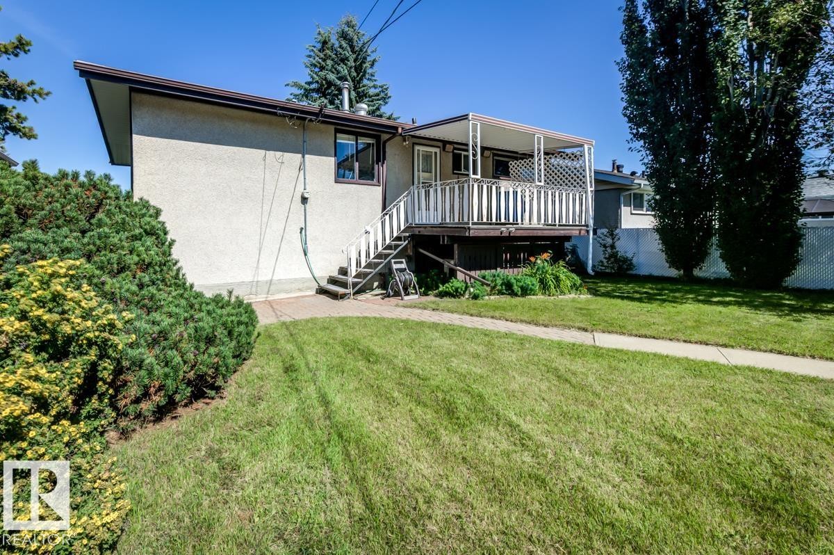 5811 92 Avenue Nw, Edmonton, AB