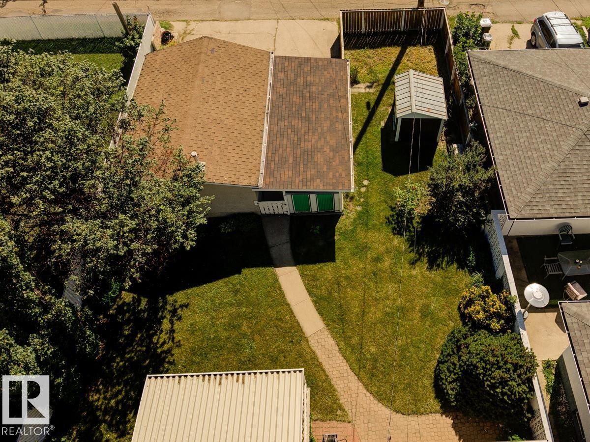 5811 92 Avenue Nw, Edmonton, AB