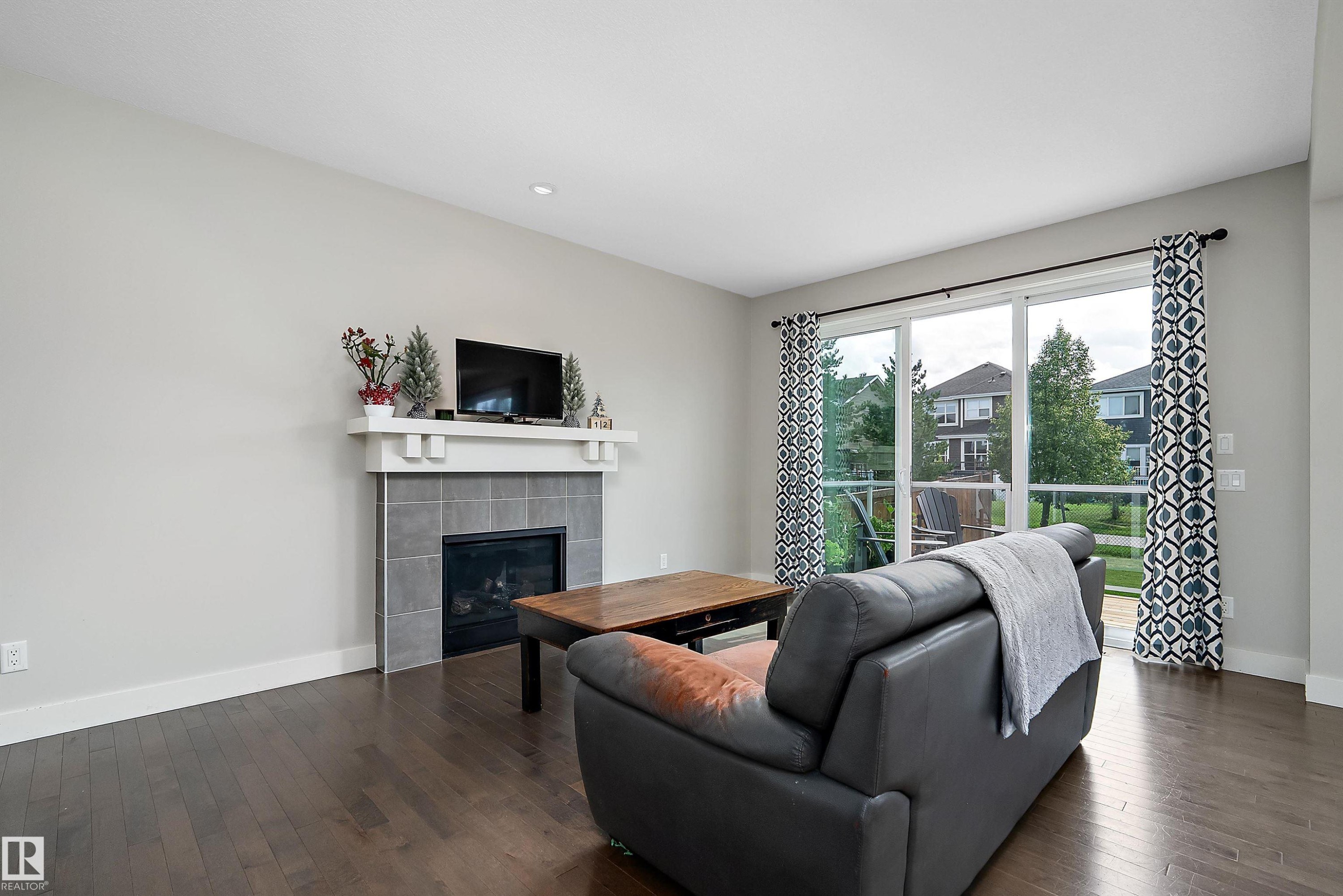 403 Simpkins Wynd, Leduc, AB