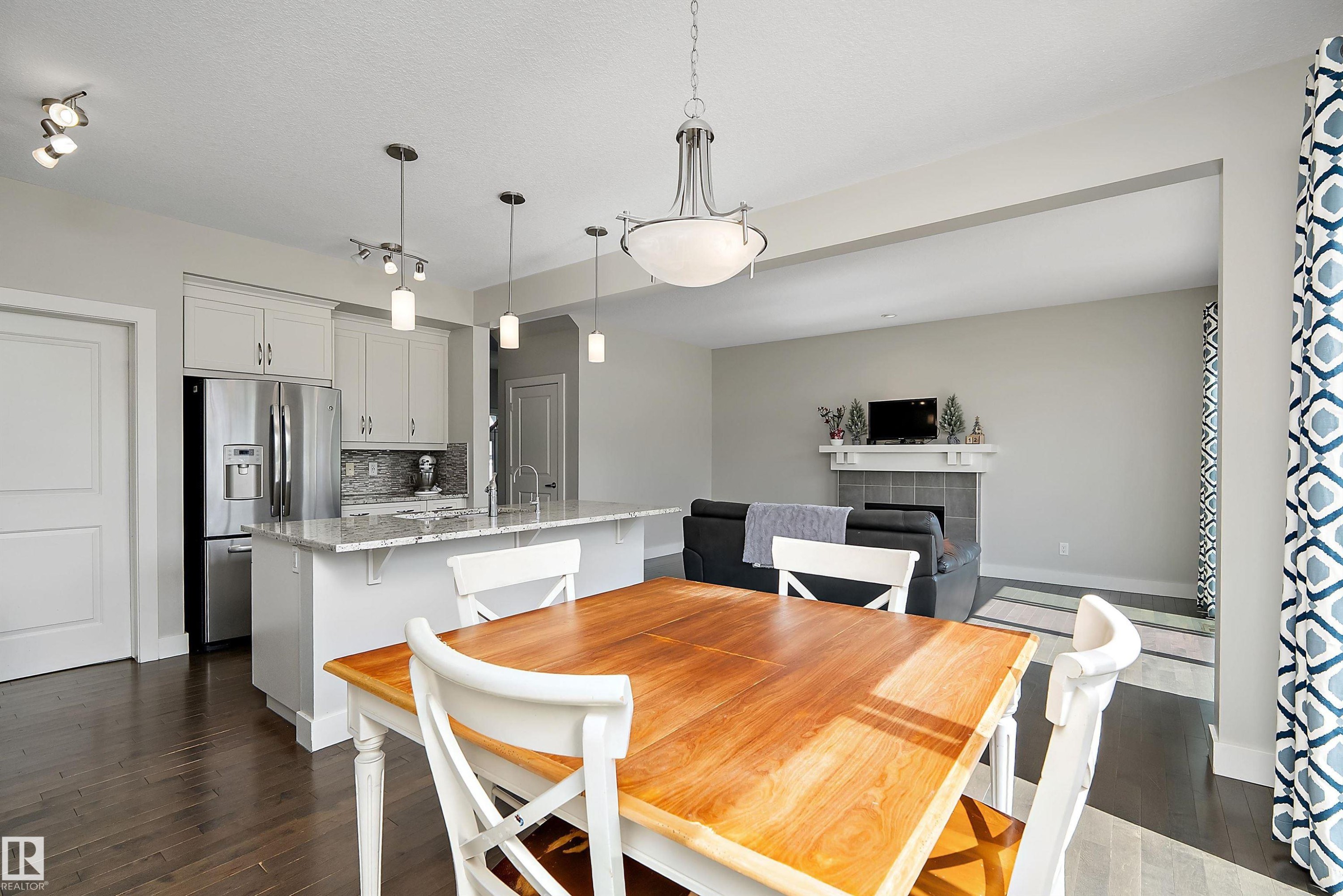 403 Simpkins Wynd, Leduc, AB