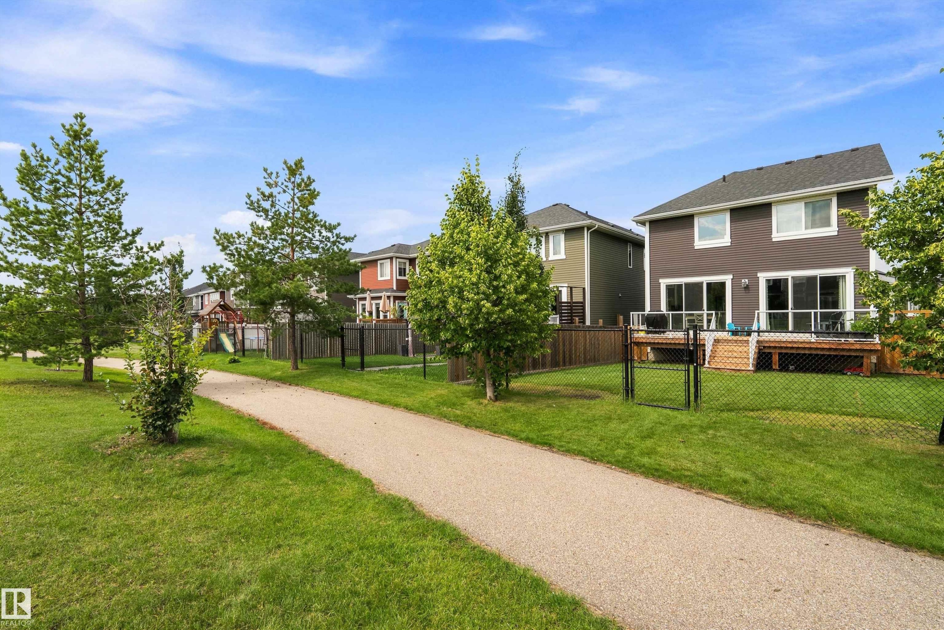 403 Simpkins Wynd, Leduc, AB