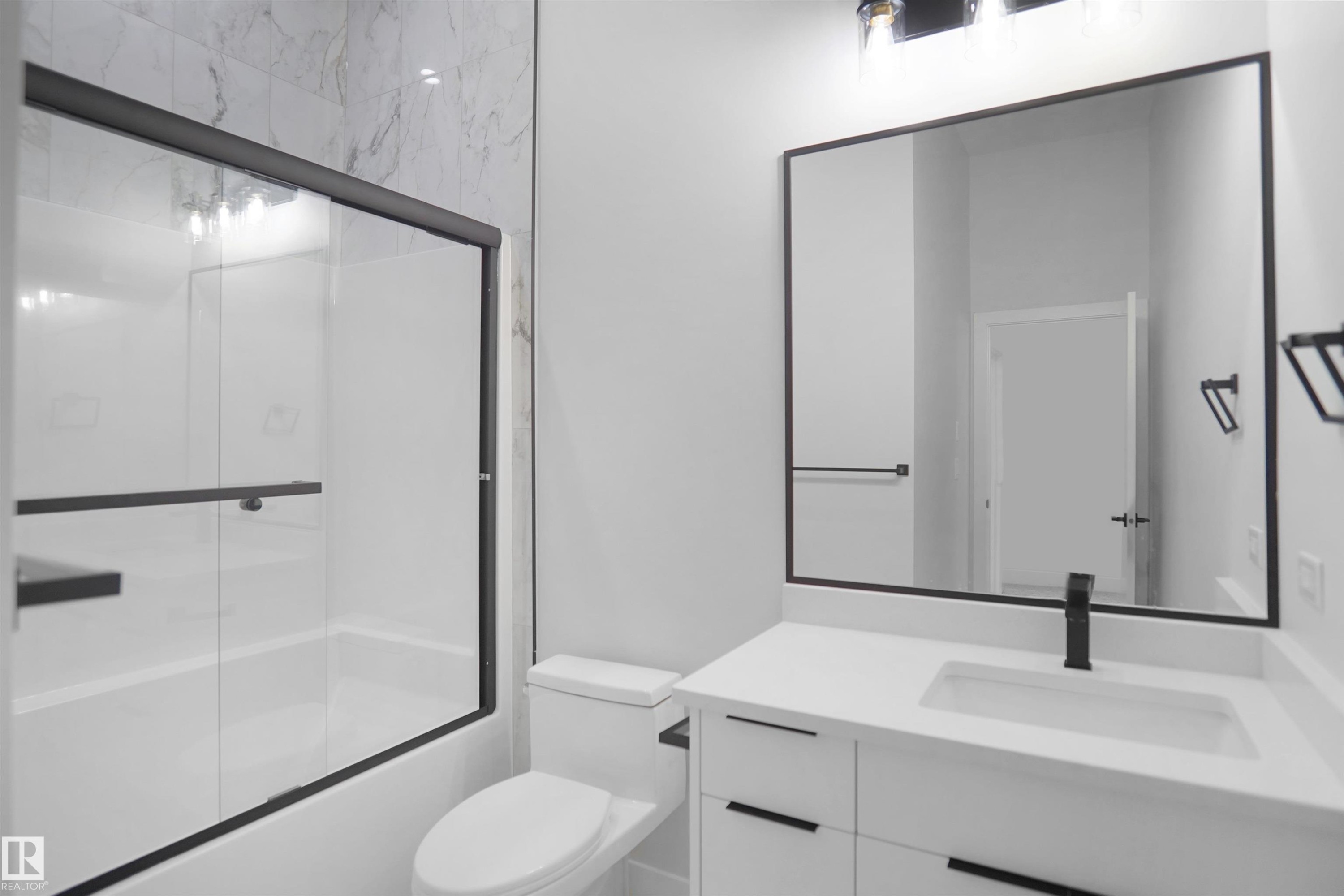162 Edgewater Circle, Leduc, AB