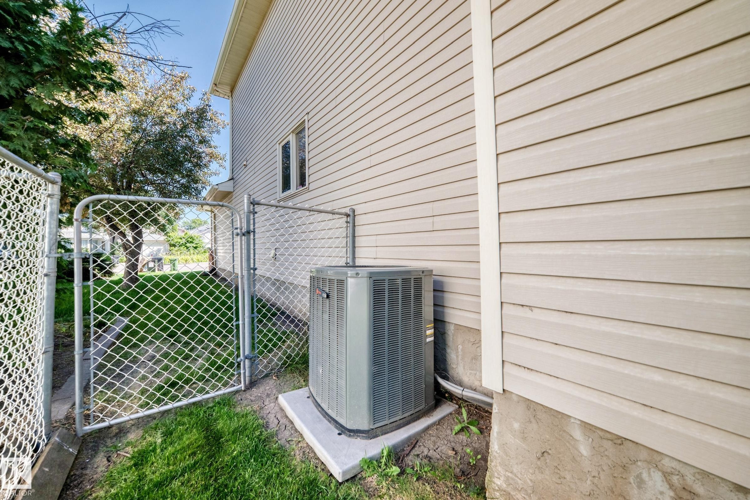 271 Ormsby Road Nw, Edmonton, AB