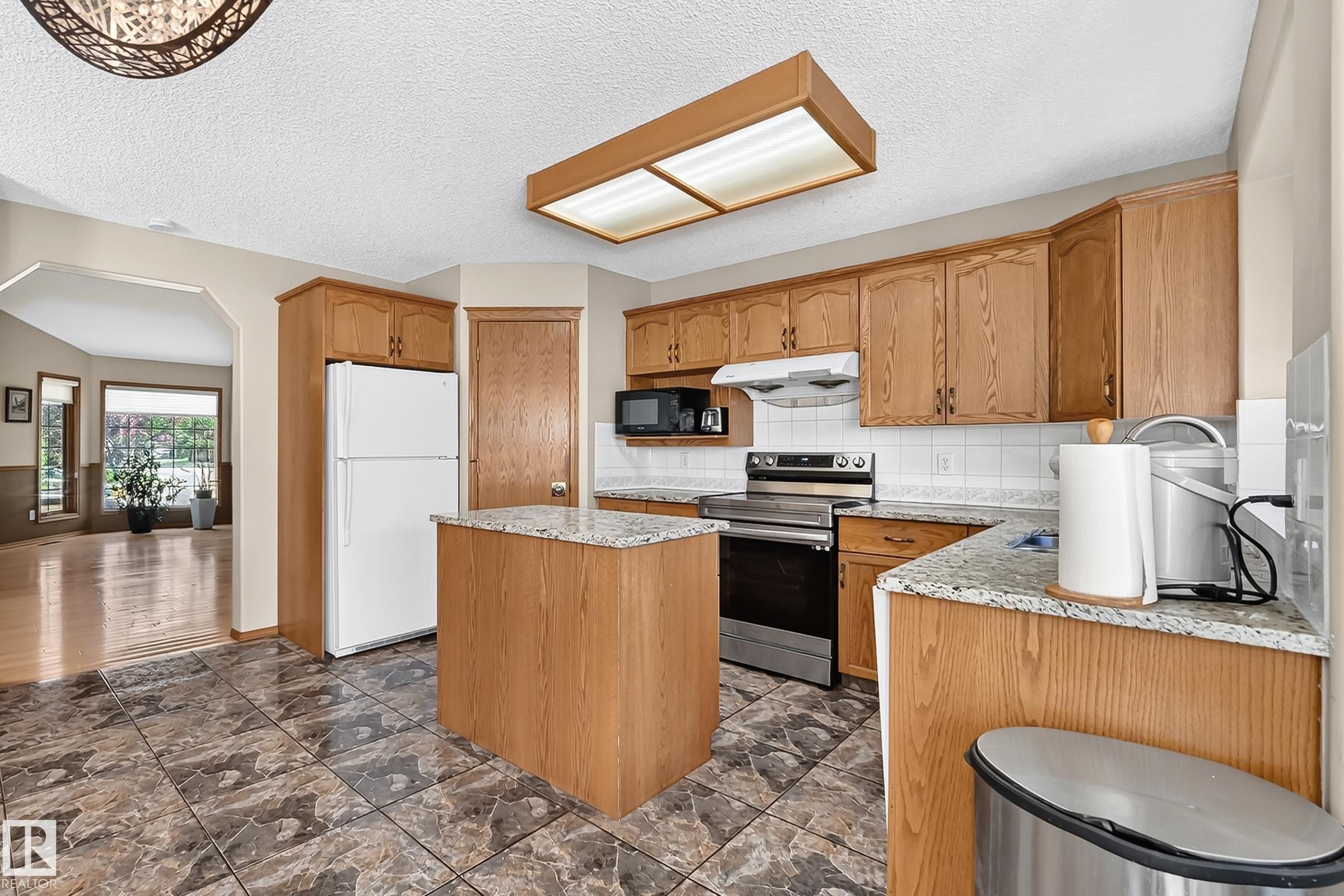 271 Ormsby Road Nw, Edmonton, AB