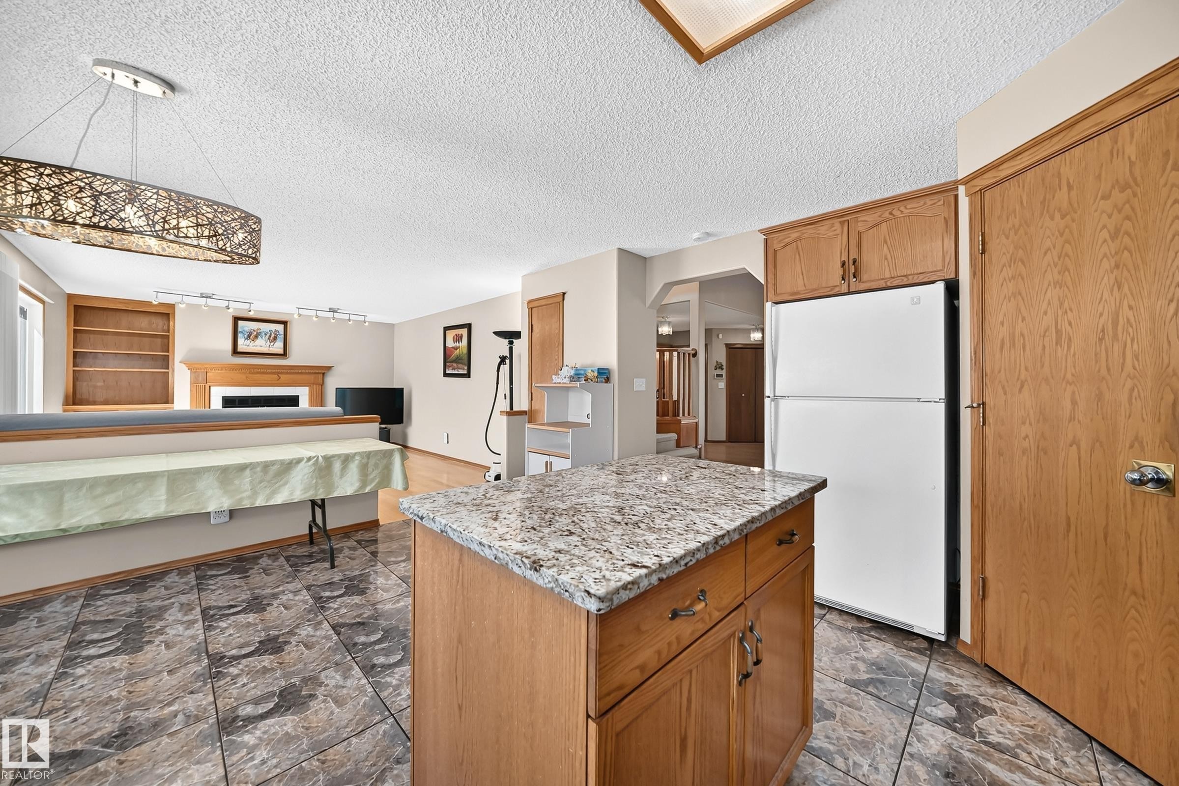 271 Ormsby Road Nw, Edmonton, AB