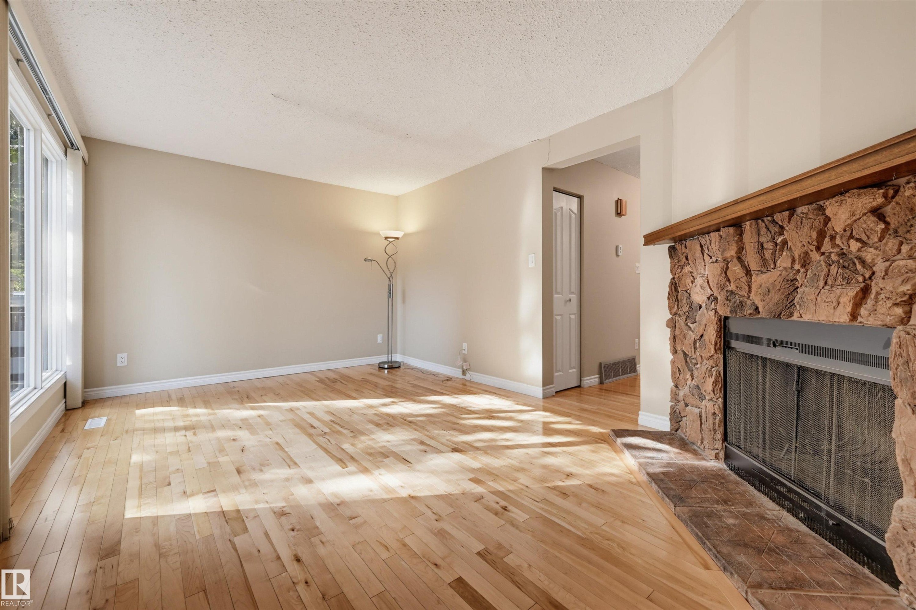 #139 10633 31 Av Nw, Edmonton, AB